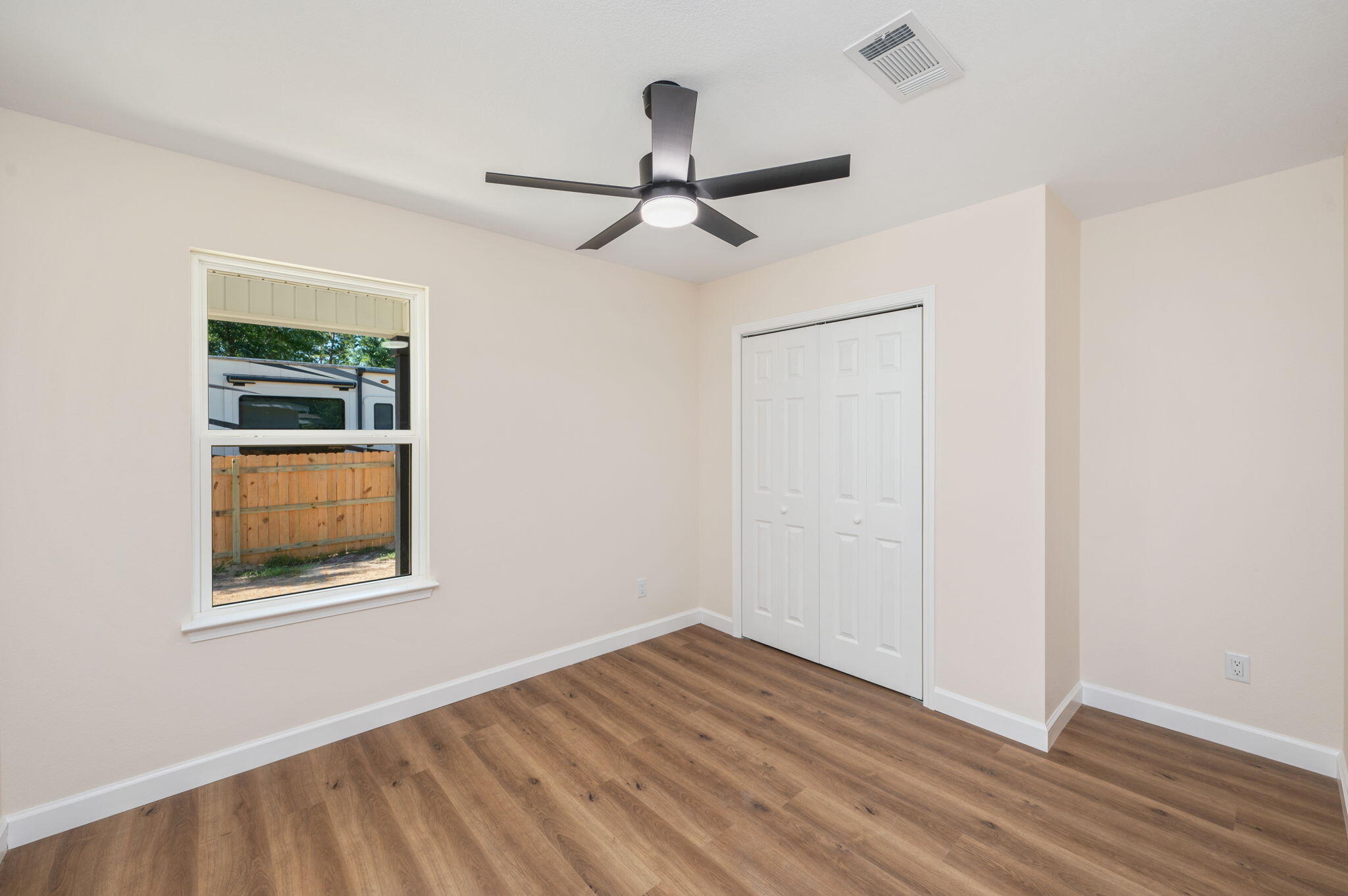 OAKWOOD HILLS UNIT 3 - Residential