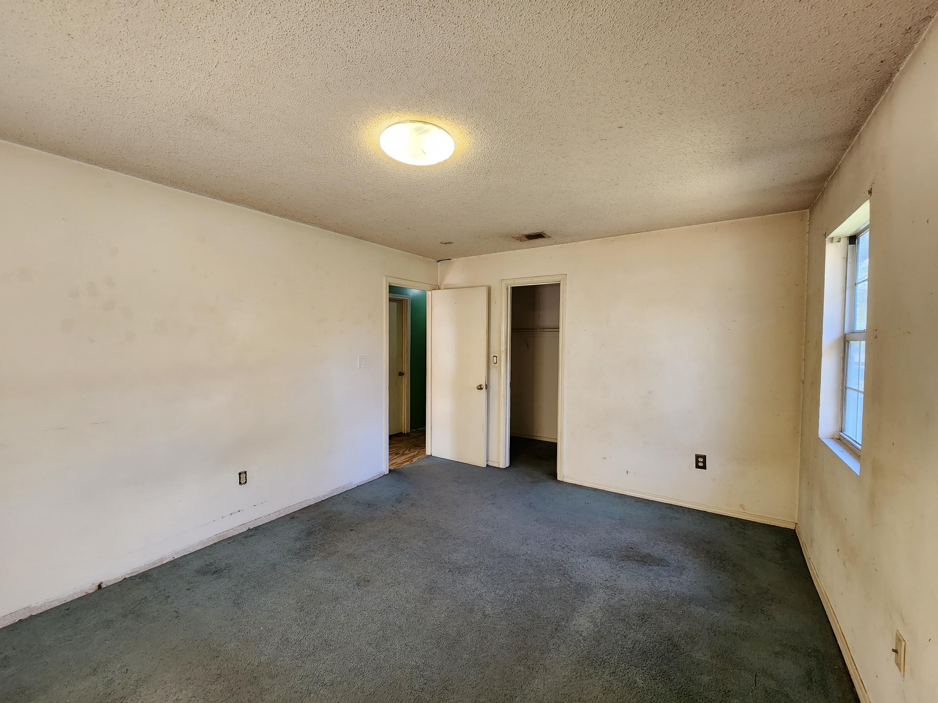 NO RECORDED SUBDIVISION - Residential