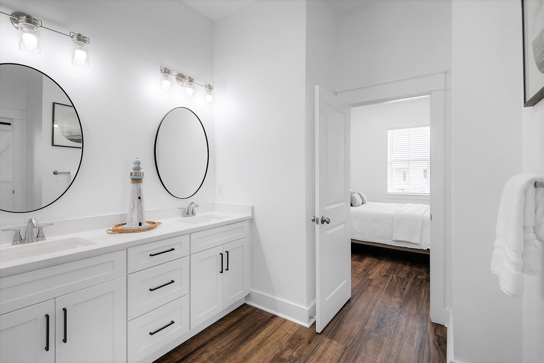 CRYSTAL BEACH - Residential