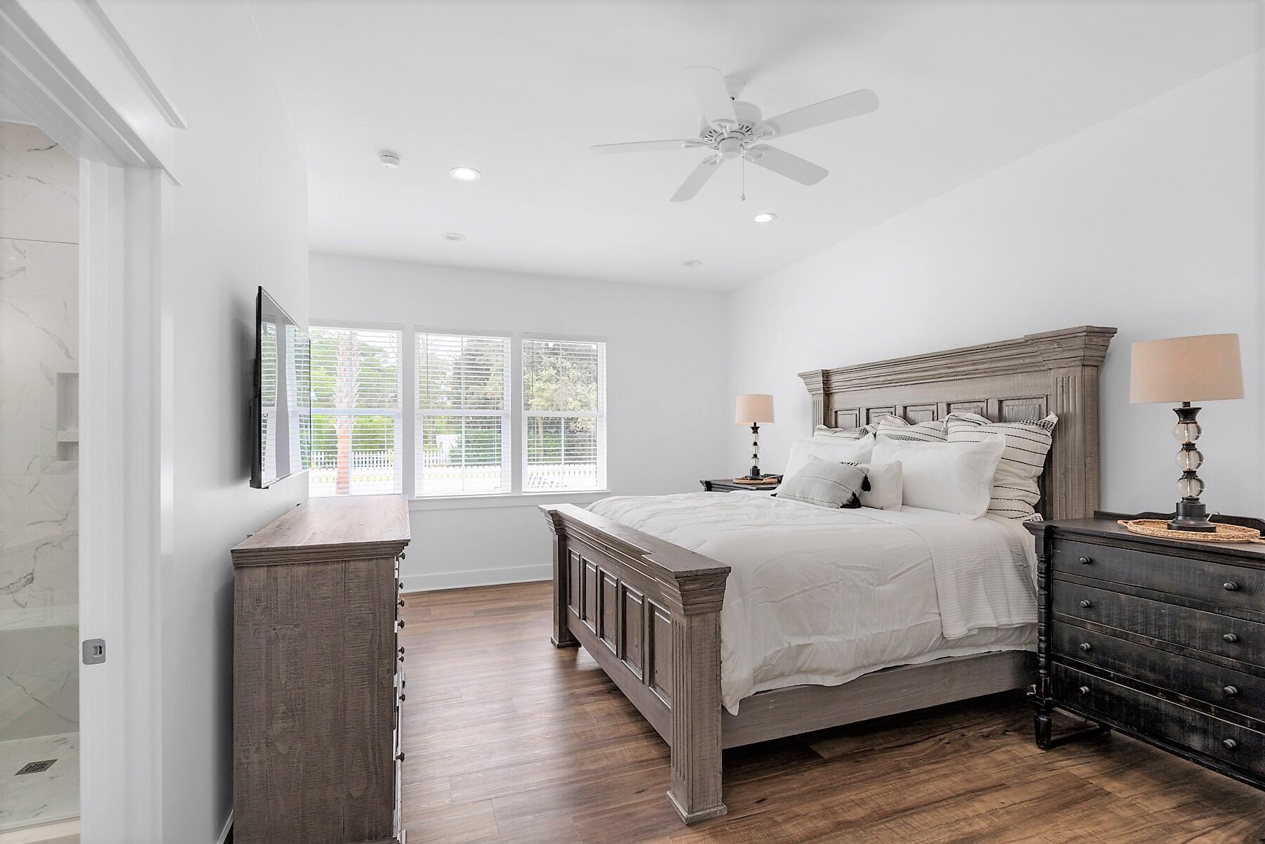 CRYSTAL BEACH - Residential