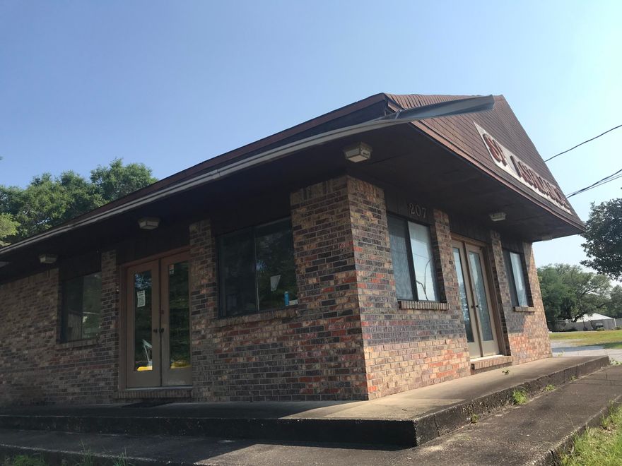 ++++++Back on market due to buyer's inability to secure financing within prescribed time period.+++++ Formerly operated as Splashdance Wind Surfing. 2500 sf custom built for retail sales, office, storage, garage loading area all under roof. A separate 30x40 steel/metal building is located on the lot. There are also 3 wood sheds with no value. High visibility location.A lot directly behind is also available with street access from Spencer Place. $59,000 Zoned R-2 single or multi family. Future Land Use: Mixed UseA leaking water heater located in attic caused damage to ceiling area.All dimensions and other information to be verified by buyer.