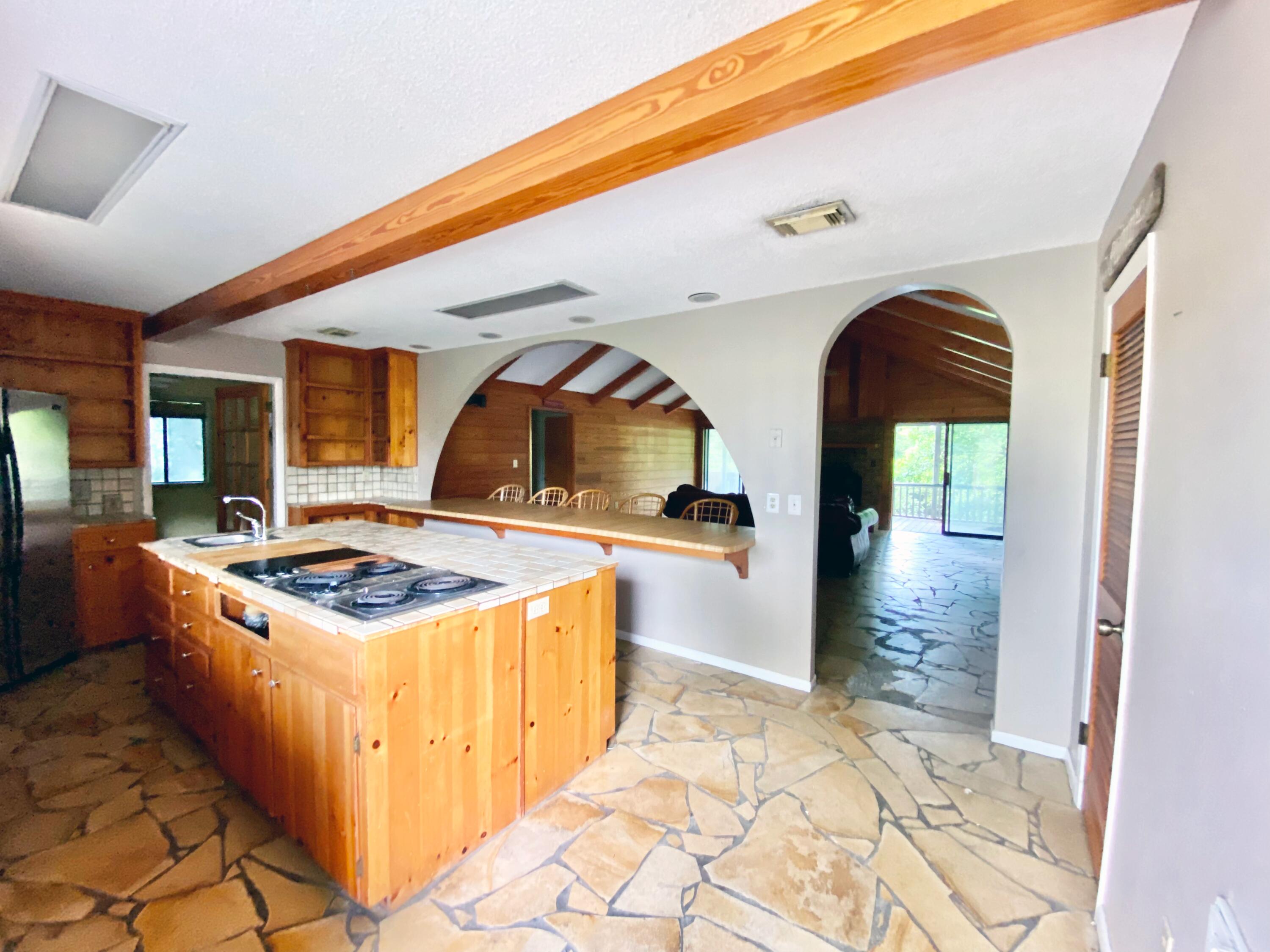 BEACH HIGHLAND 1ST ADD - Residential