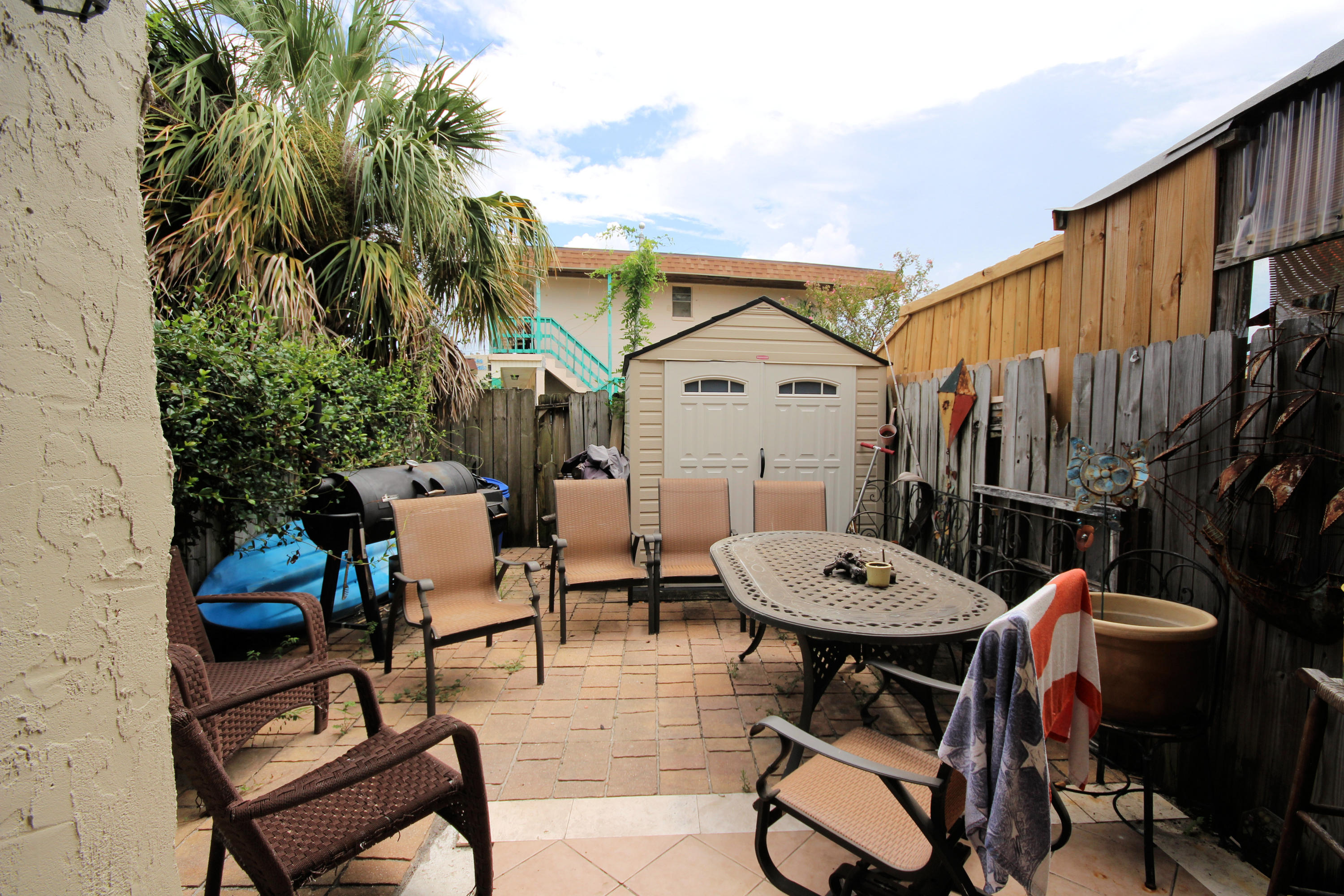 CHATEAU BY THE SEA - Residential