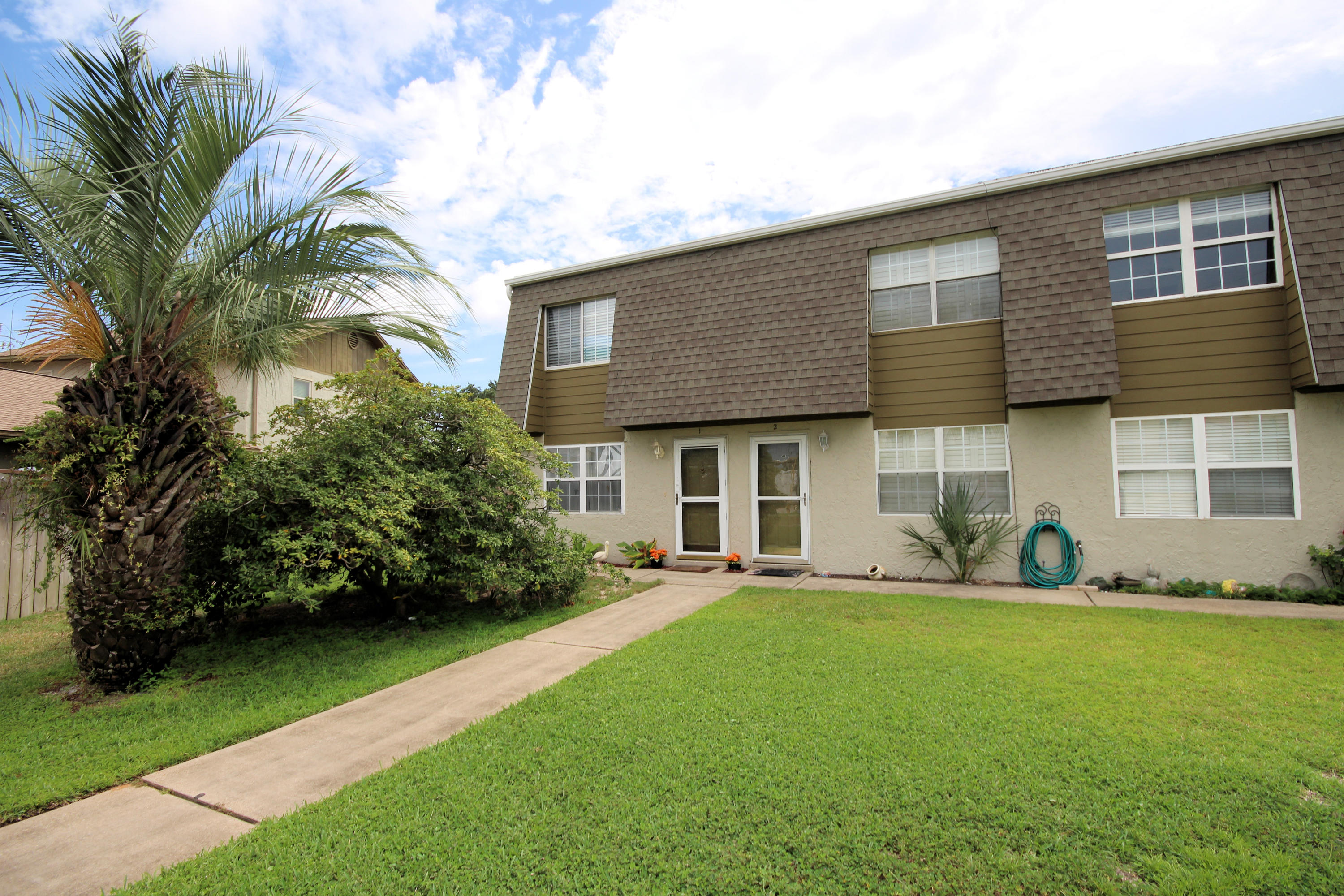 CHATEAU BY THE SEA - Residential