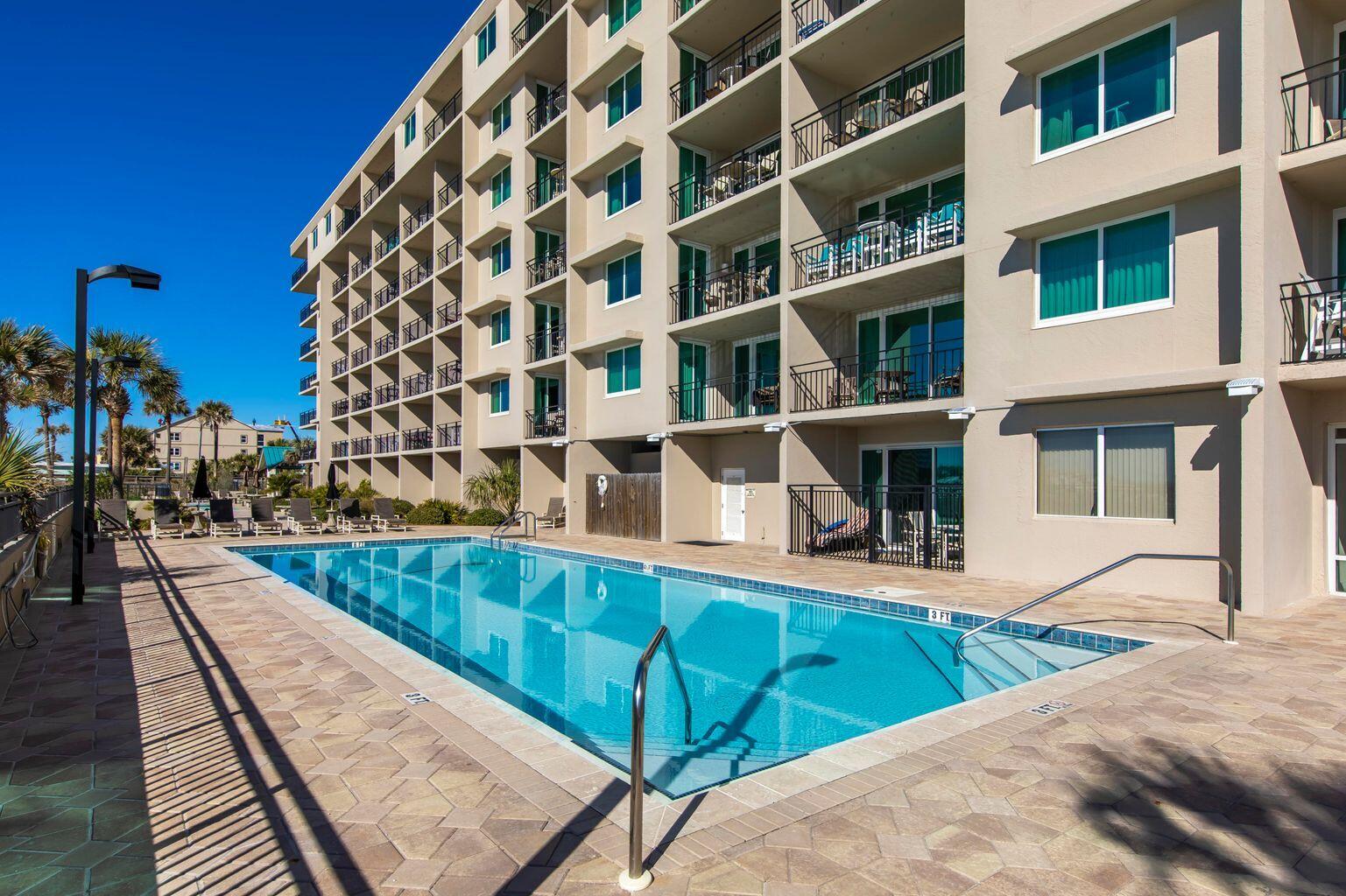 BREAKERS OF FWB PH 1 - Residential