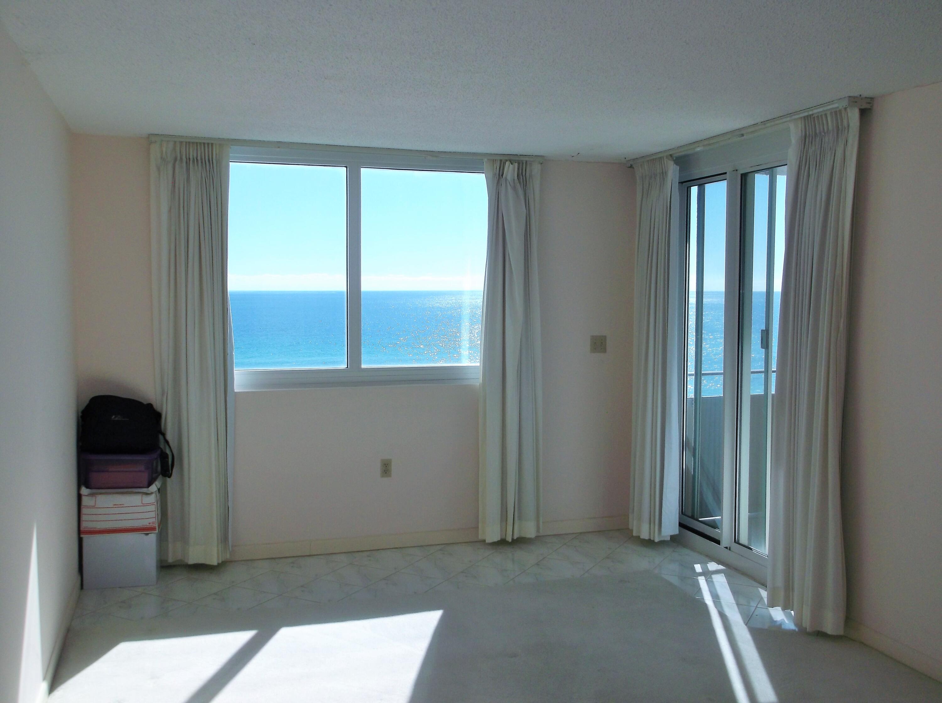 BREAKERS OF FWB PH 1 - Residential