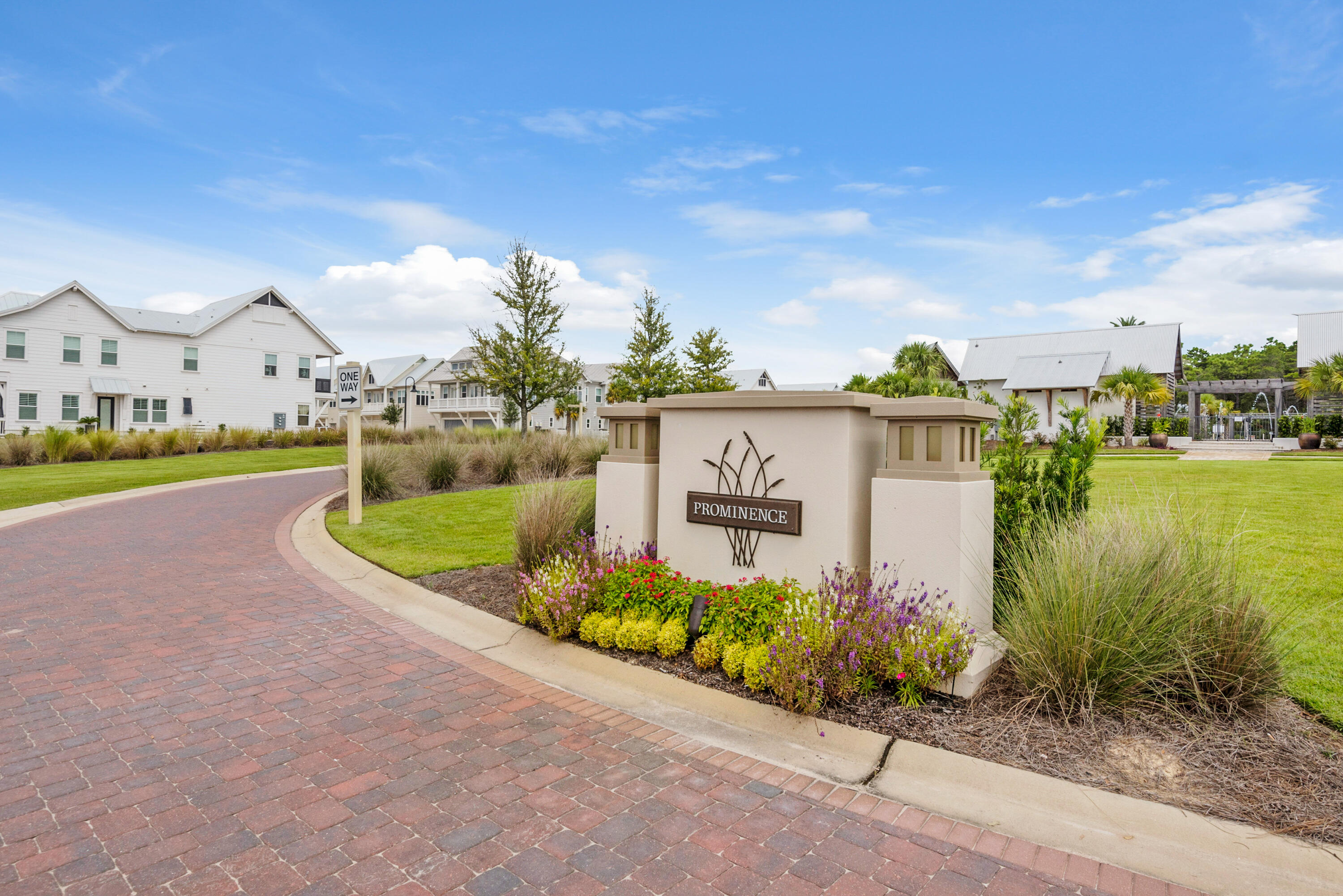 PROMINENCE NORTH - Residential