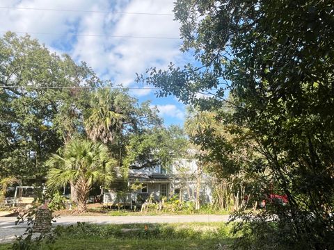 Photo of 58 Hankins Road, Freeport, FL 32439 (MLS # 987950)