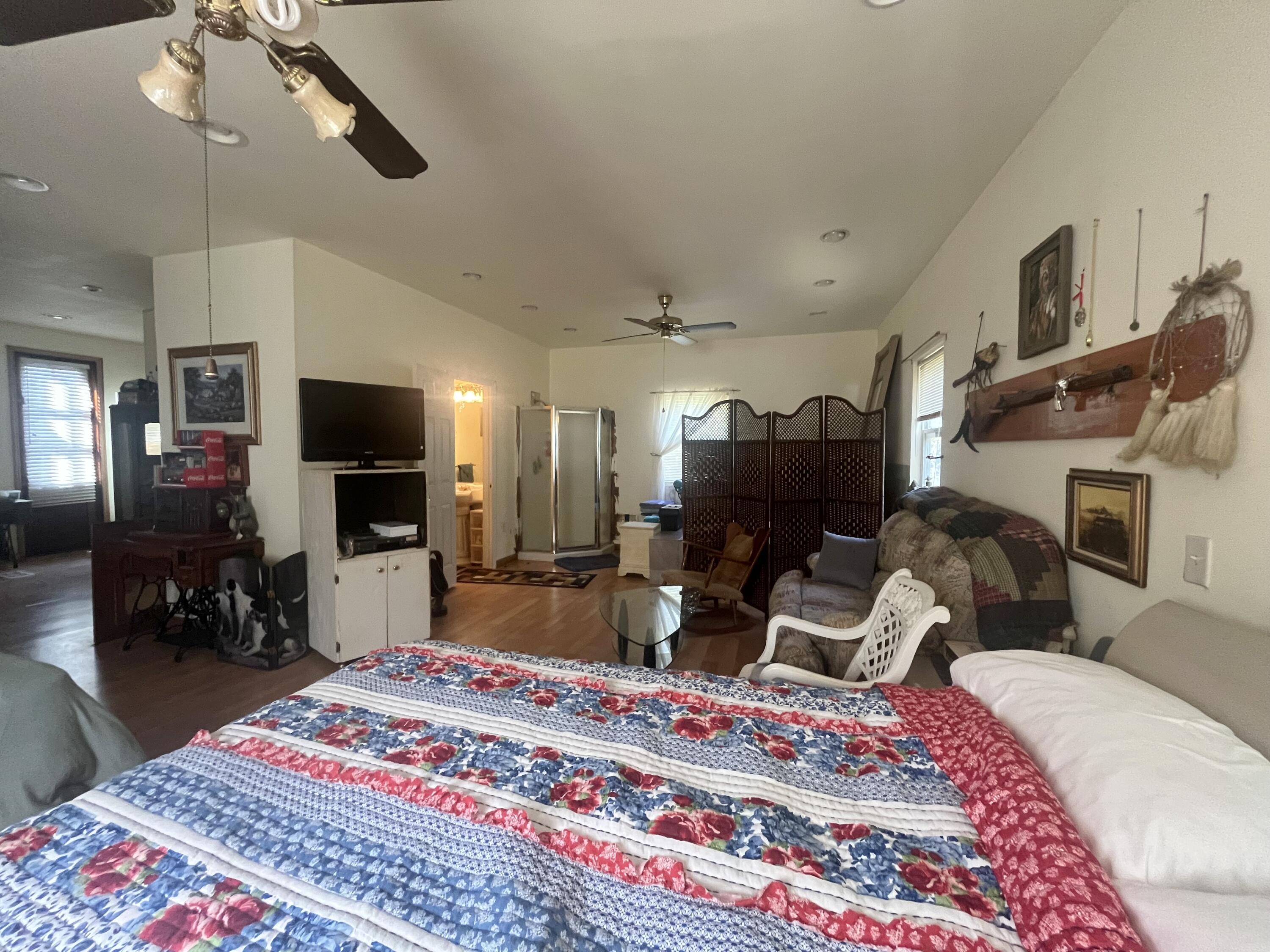 BAY GROVE - Residential