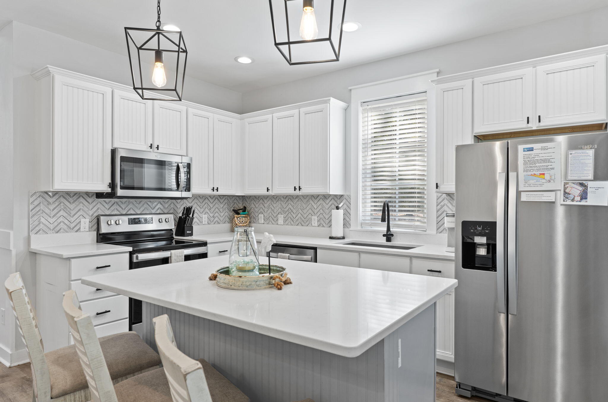 LAUREL GROVE - Residential