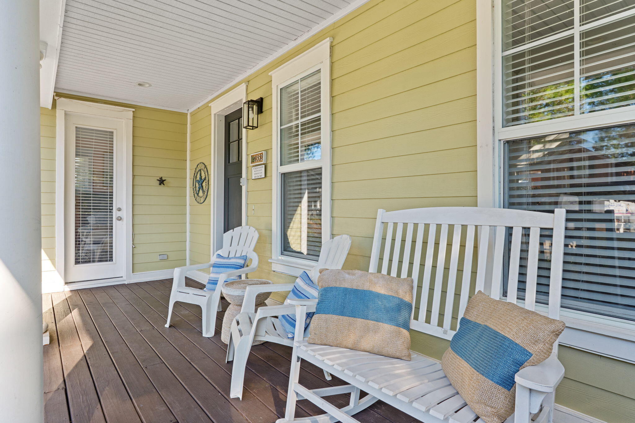LAUREL GROVE - Residential