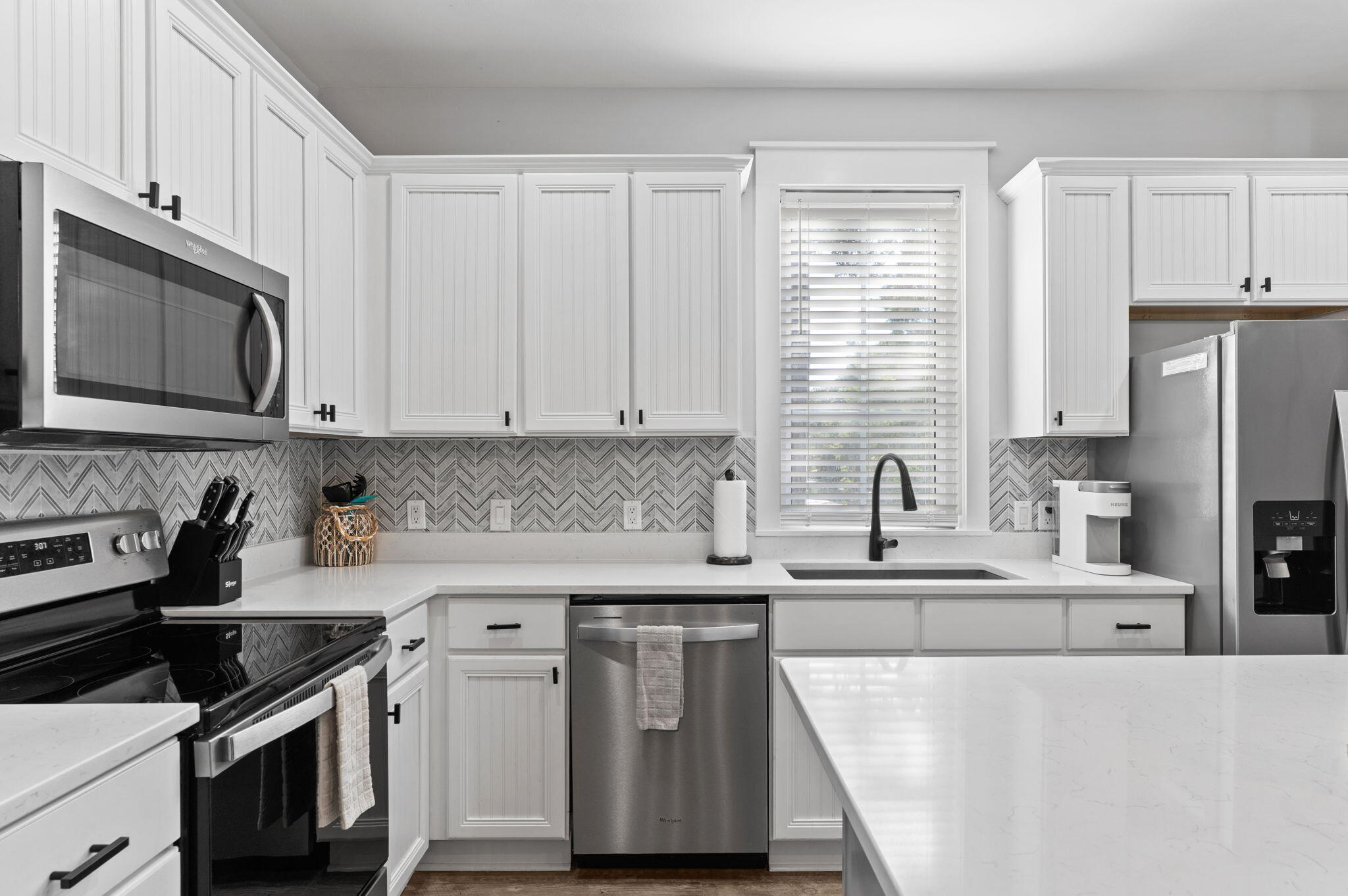 LAUREL GROVE - Residential