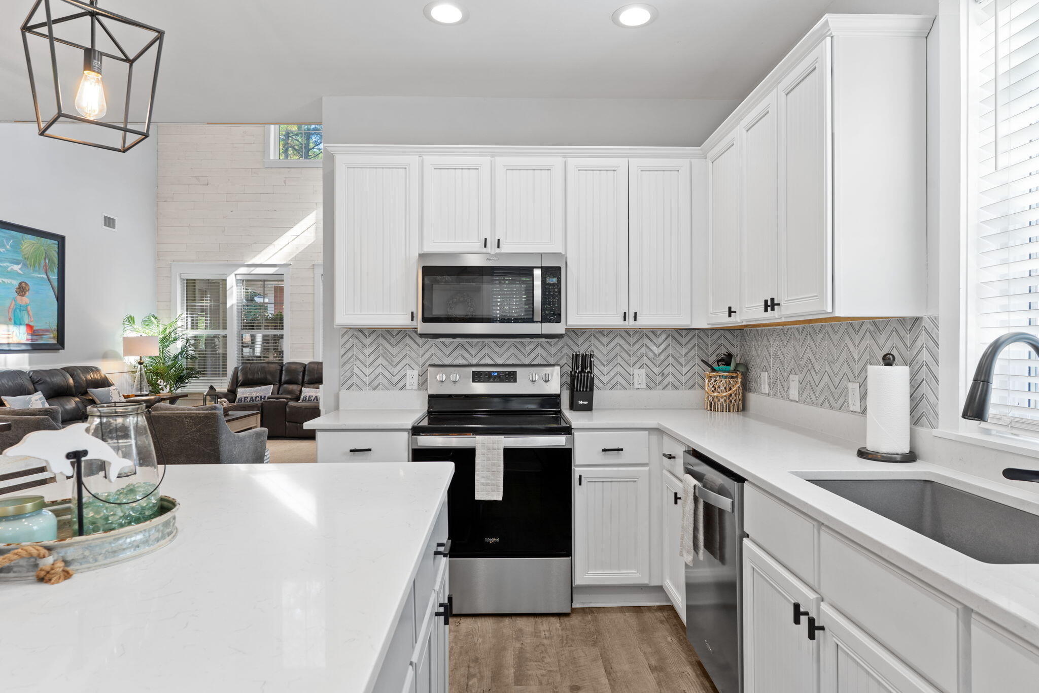 LAUREL GROVE - Residential