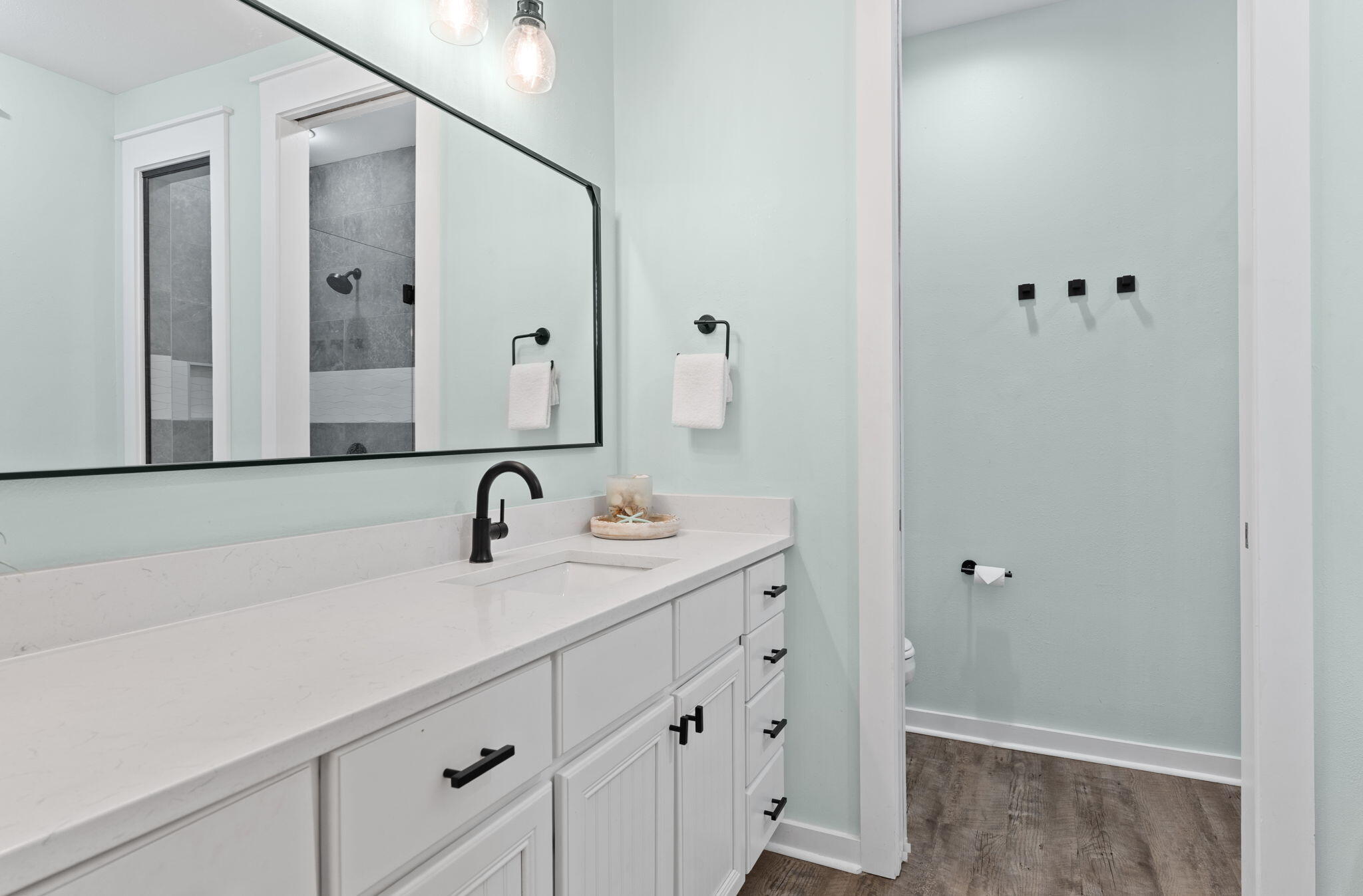 LAUREL GROVE - Residential