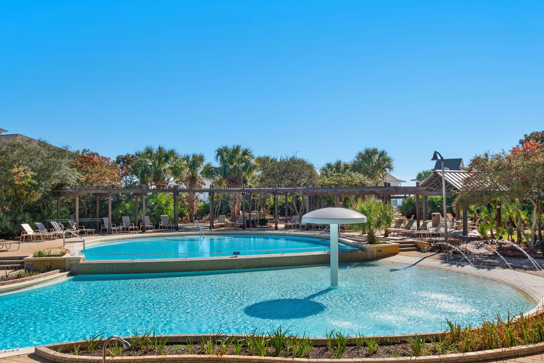 BEACH RESORT - Residential