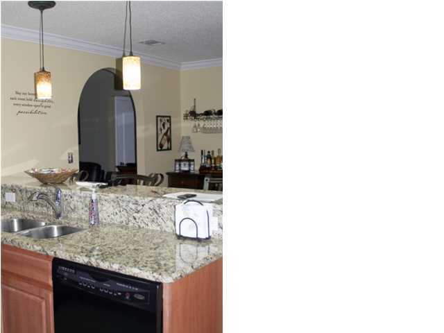 GOLDEN OAKS - Residential
