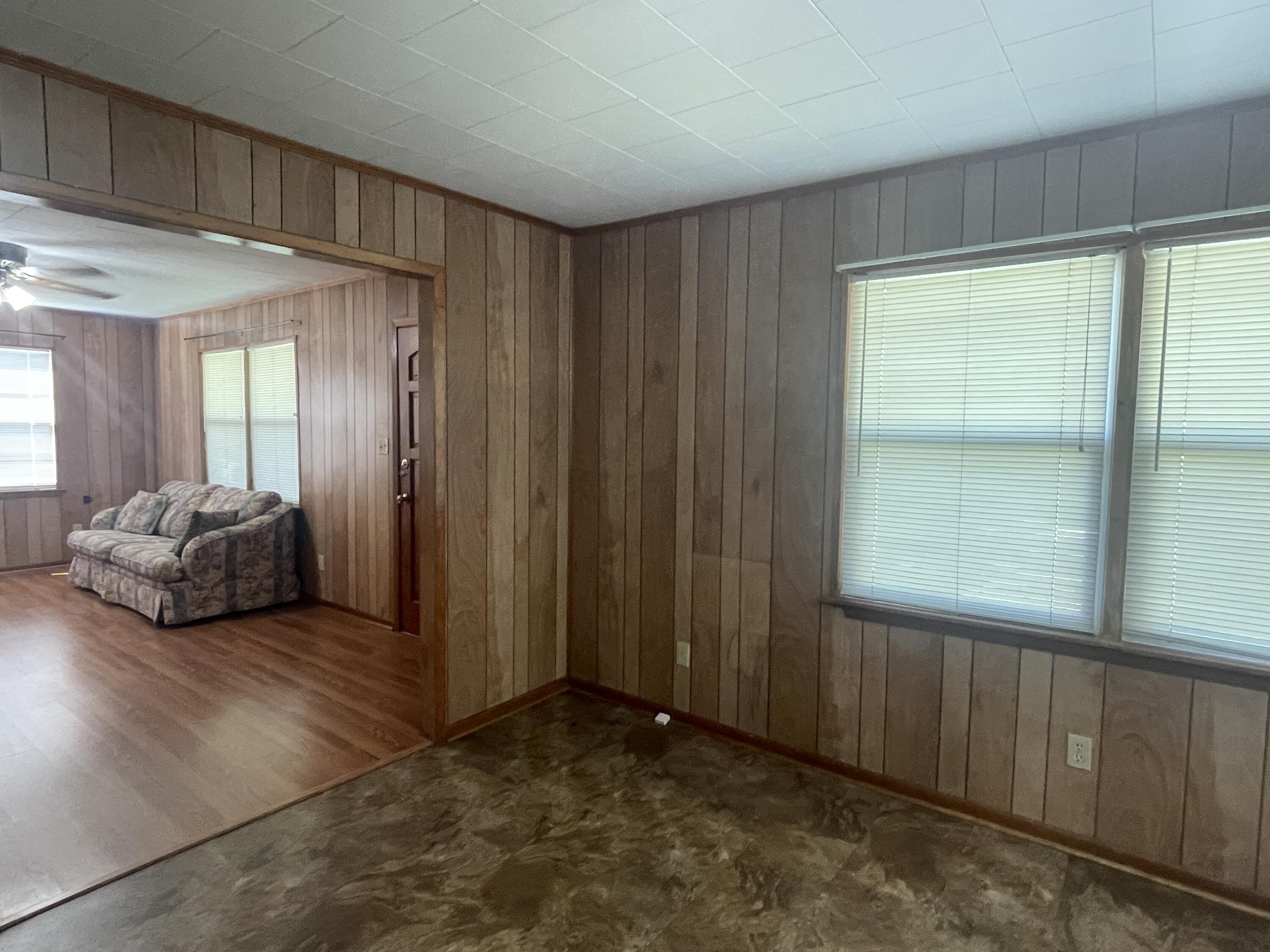 Metes & Bounds - Residential Lease