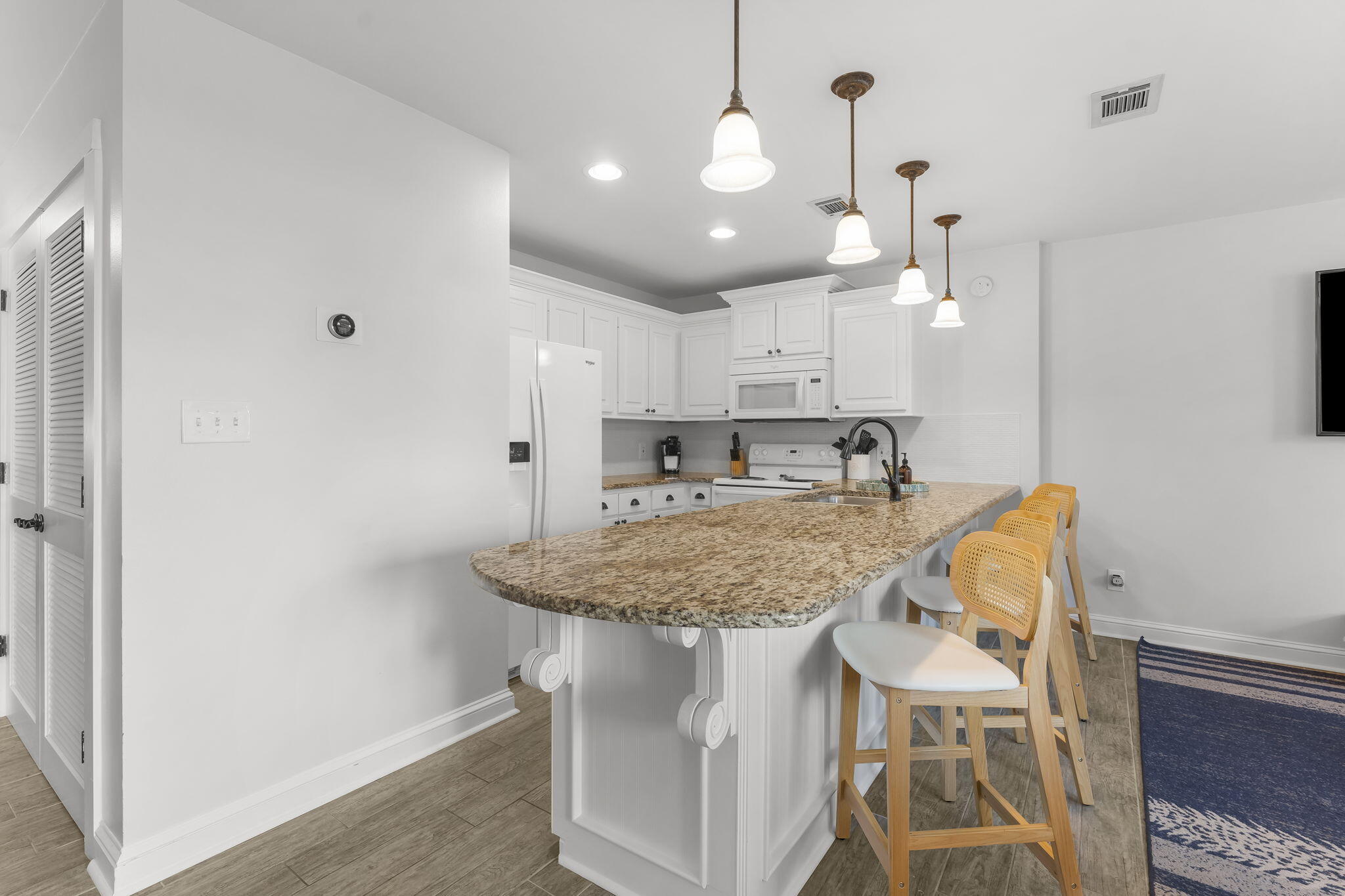ISLAND HOME CONDO - Residential