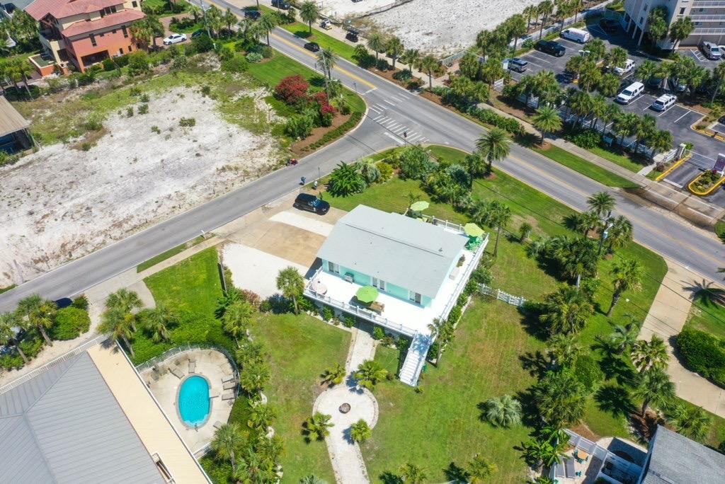 HOLIDAY ISLE - Residential