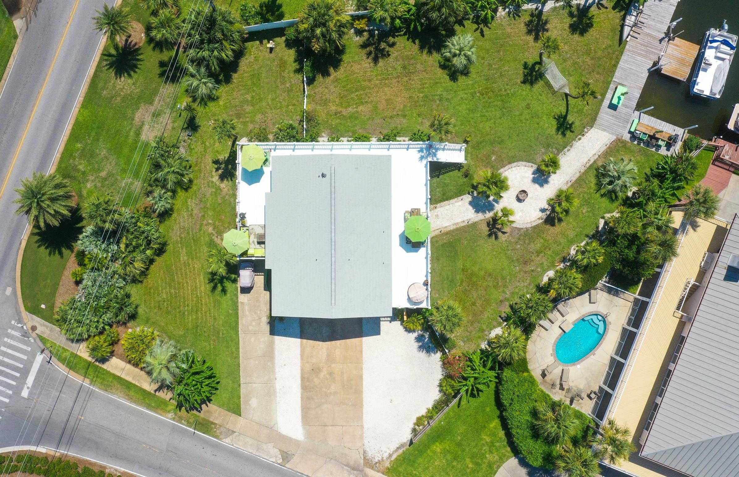 HOLIDAY ISLE - Residential