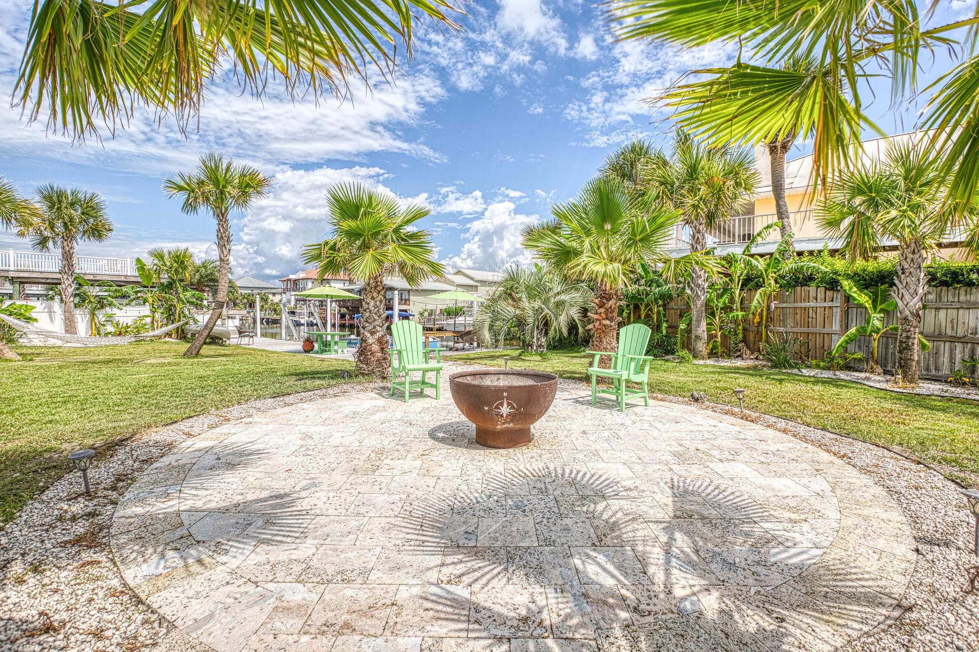 HOLIDAY ISLE - Residential