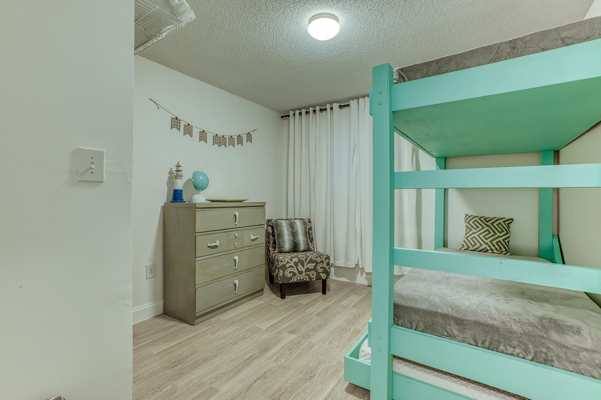 HOLIDAY ISLE - Residential