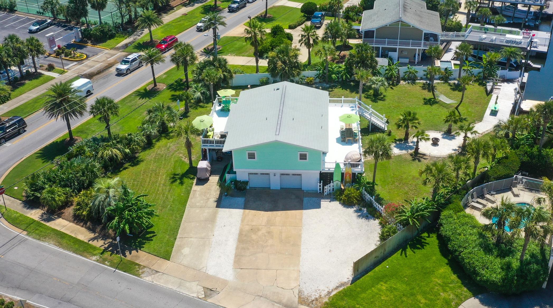 HOLIDAY ISLE - Residential