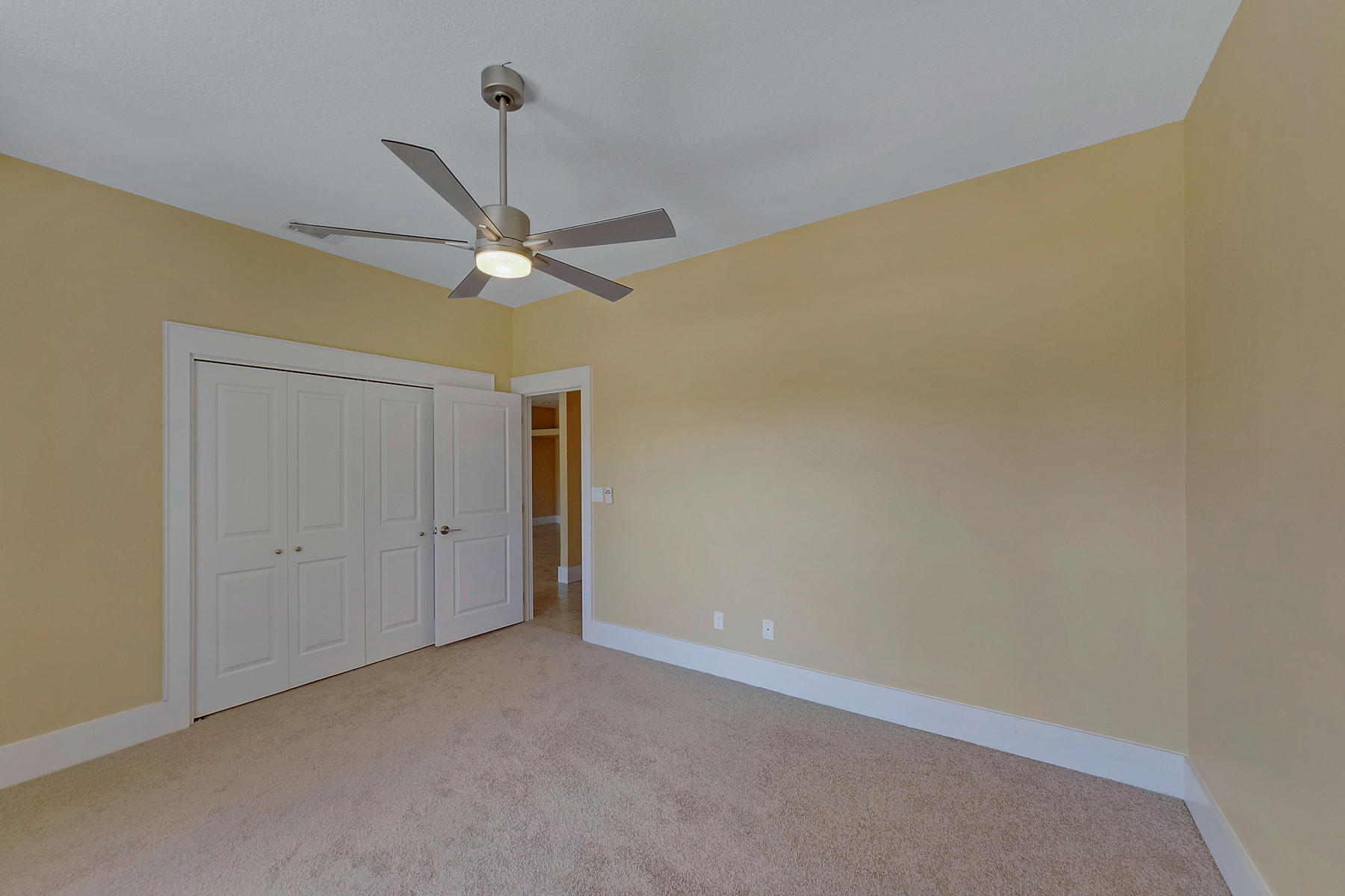 RIDGE WOOD MANOR - Residential