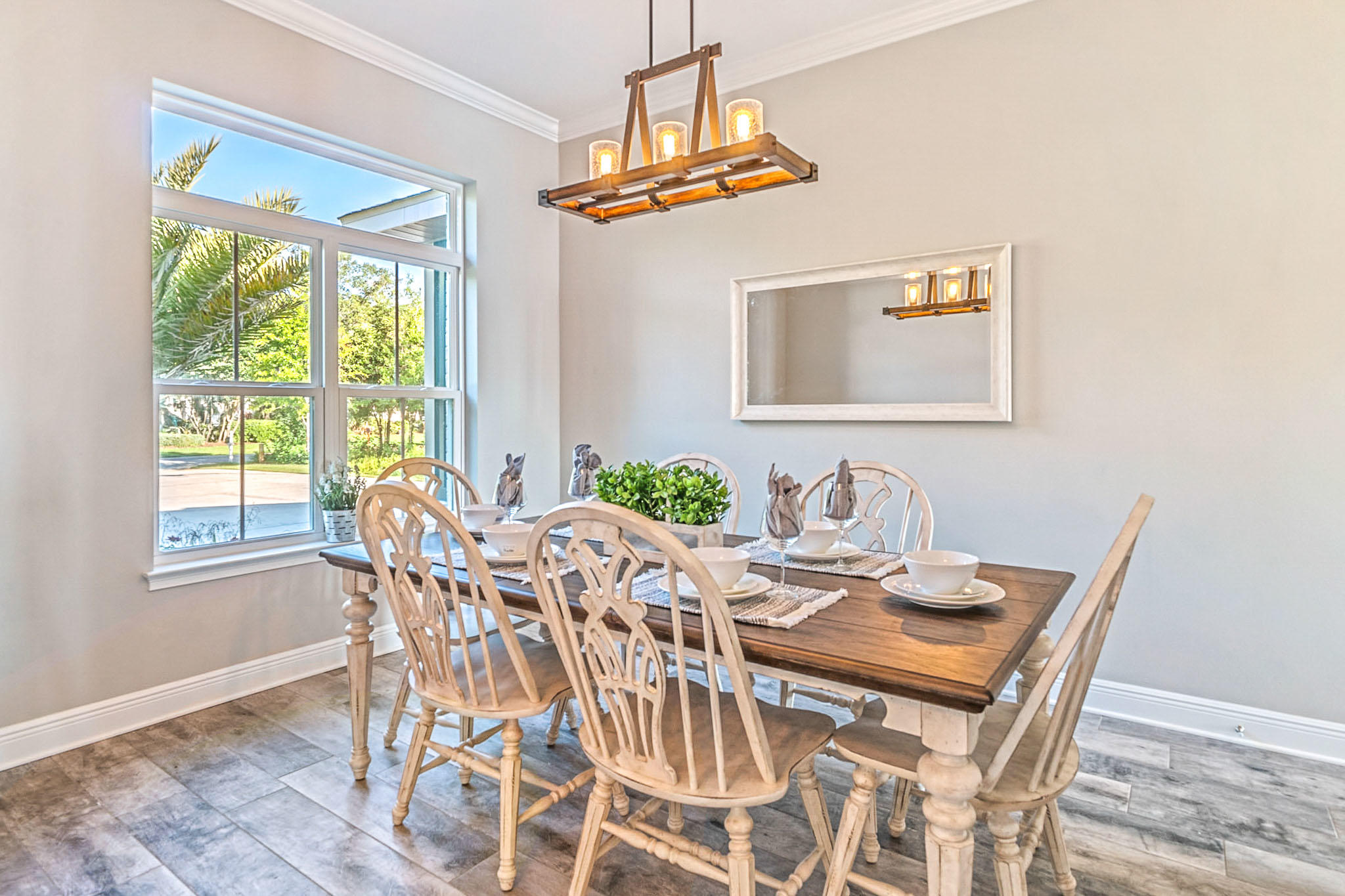 ROBLEDAL ESTATES - Residential