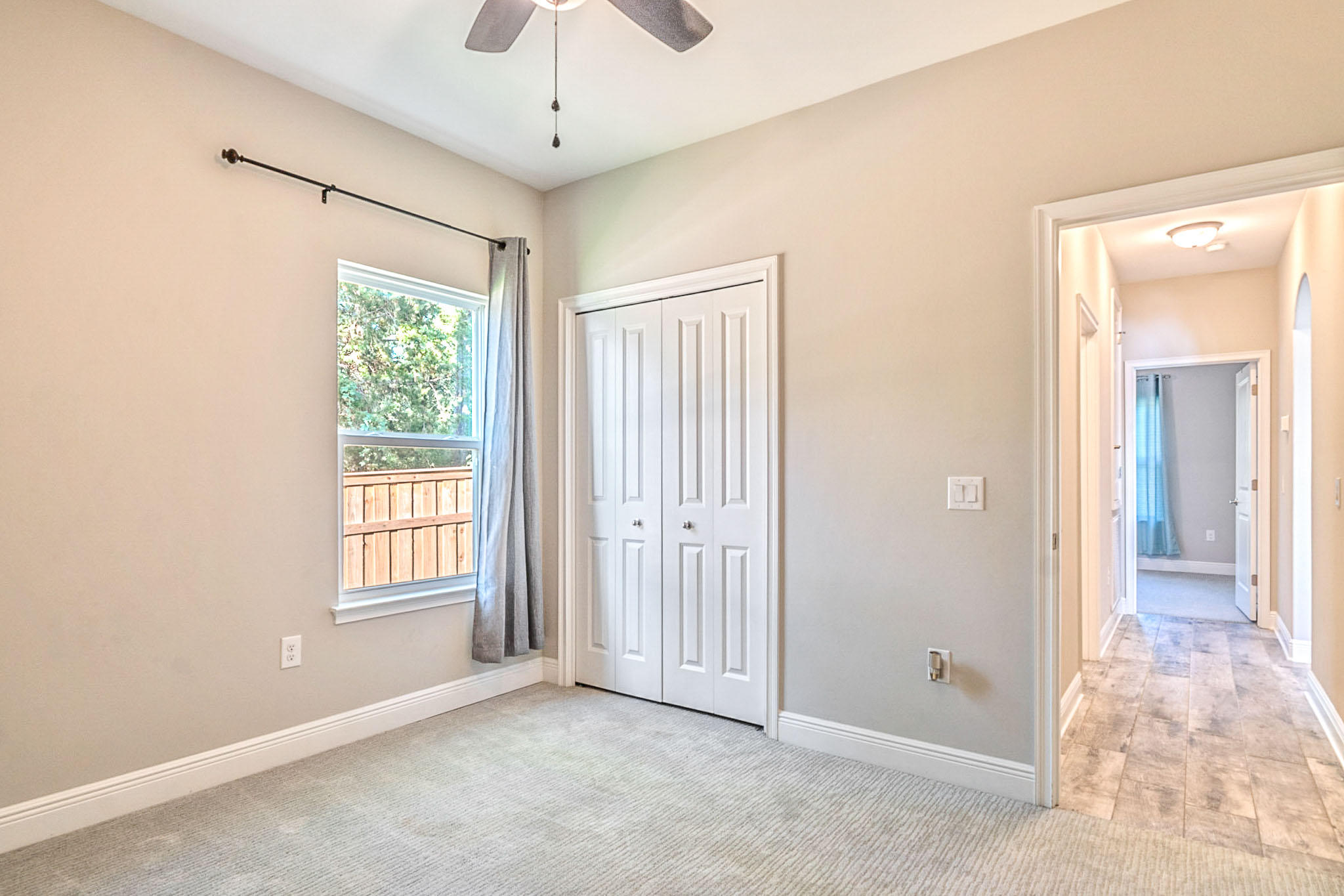 ROBLEDAL ESTATES - Residential