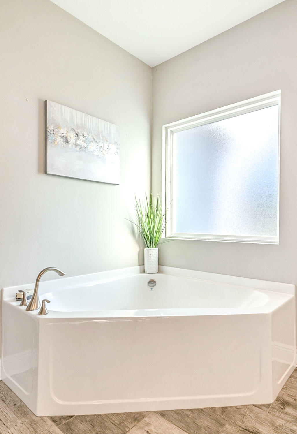 ROBLEDAL ESTATES - Residential