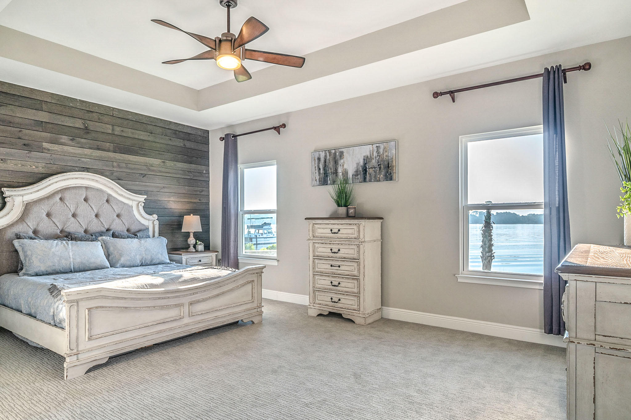 ROBLEDAL ESTATES - Residential