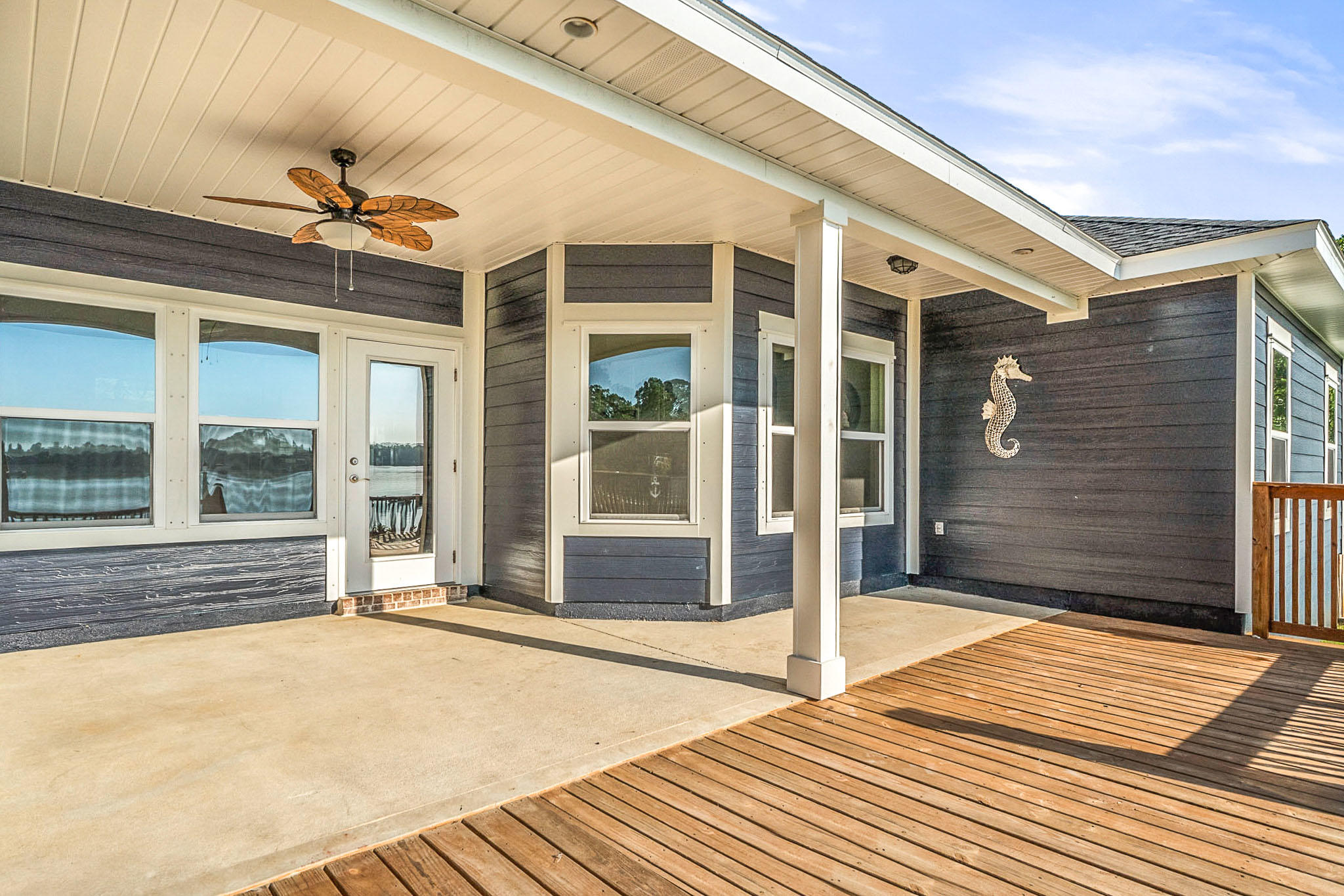 ROBLEDAL ESTATES - Residential