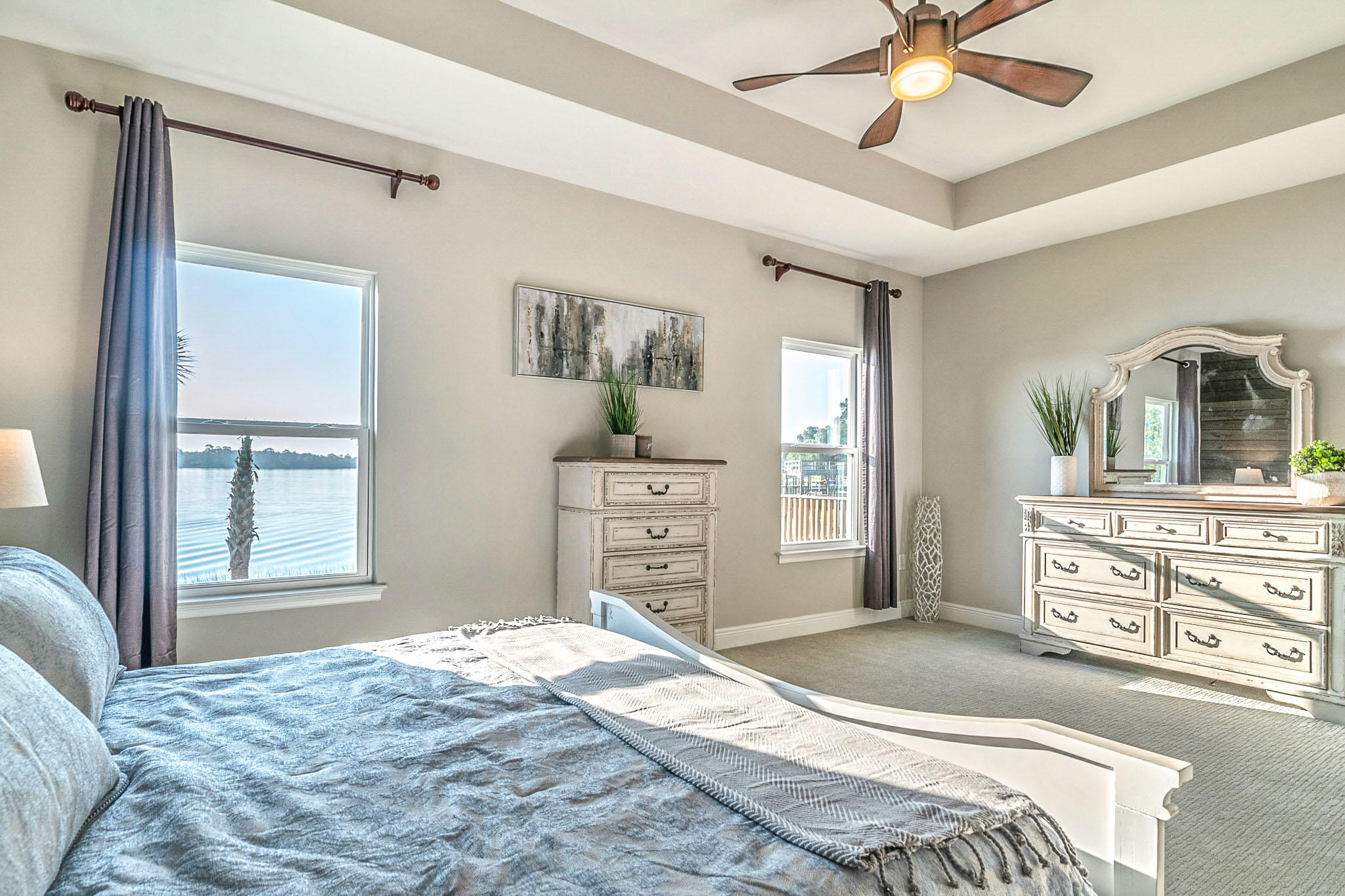 ROBLEDAL ESTATES - Residential