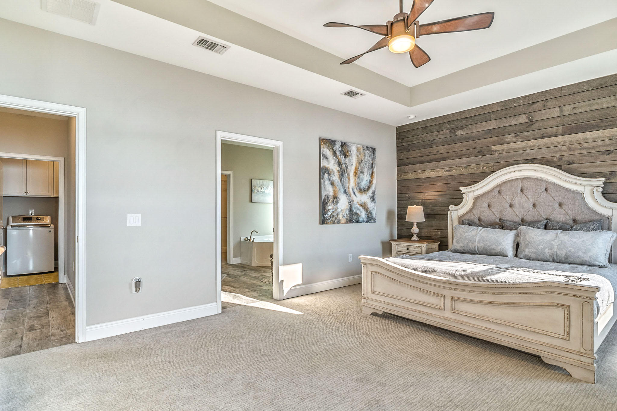 ROBLEDAL ESTATES - Residential