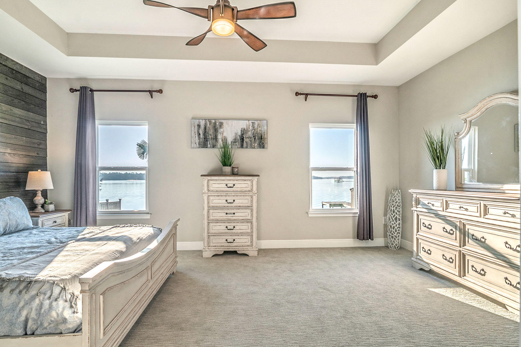 ROBLEDAL ESTATES - Residential