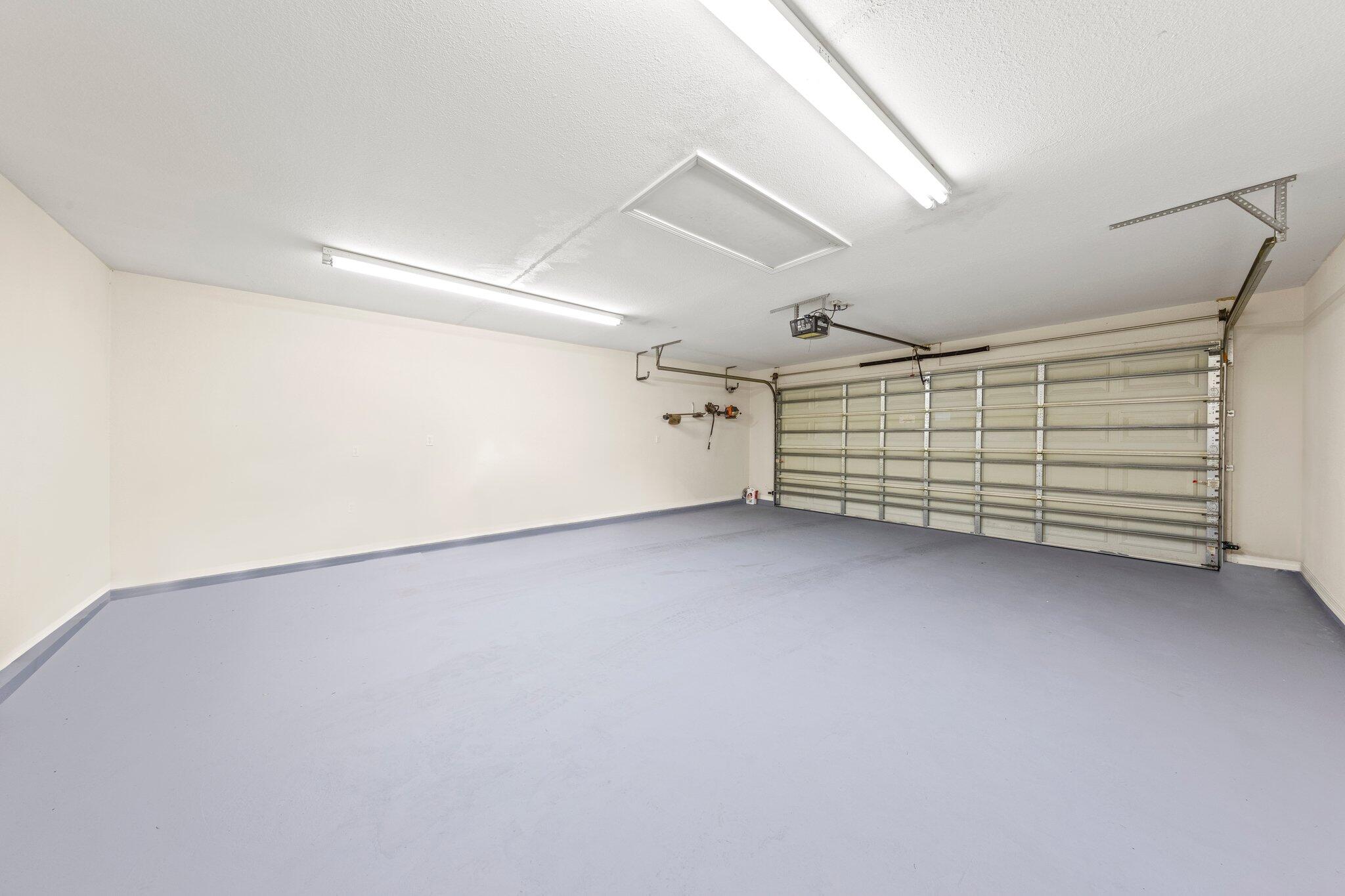 OAKWOOD HILLS UNIT 1 - Residential