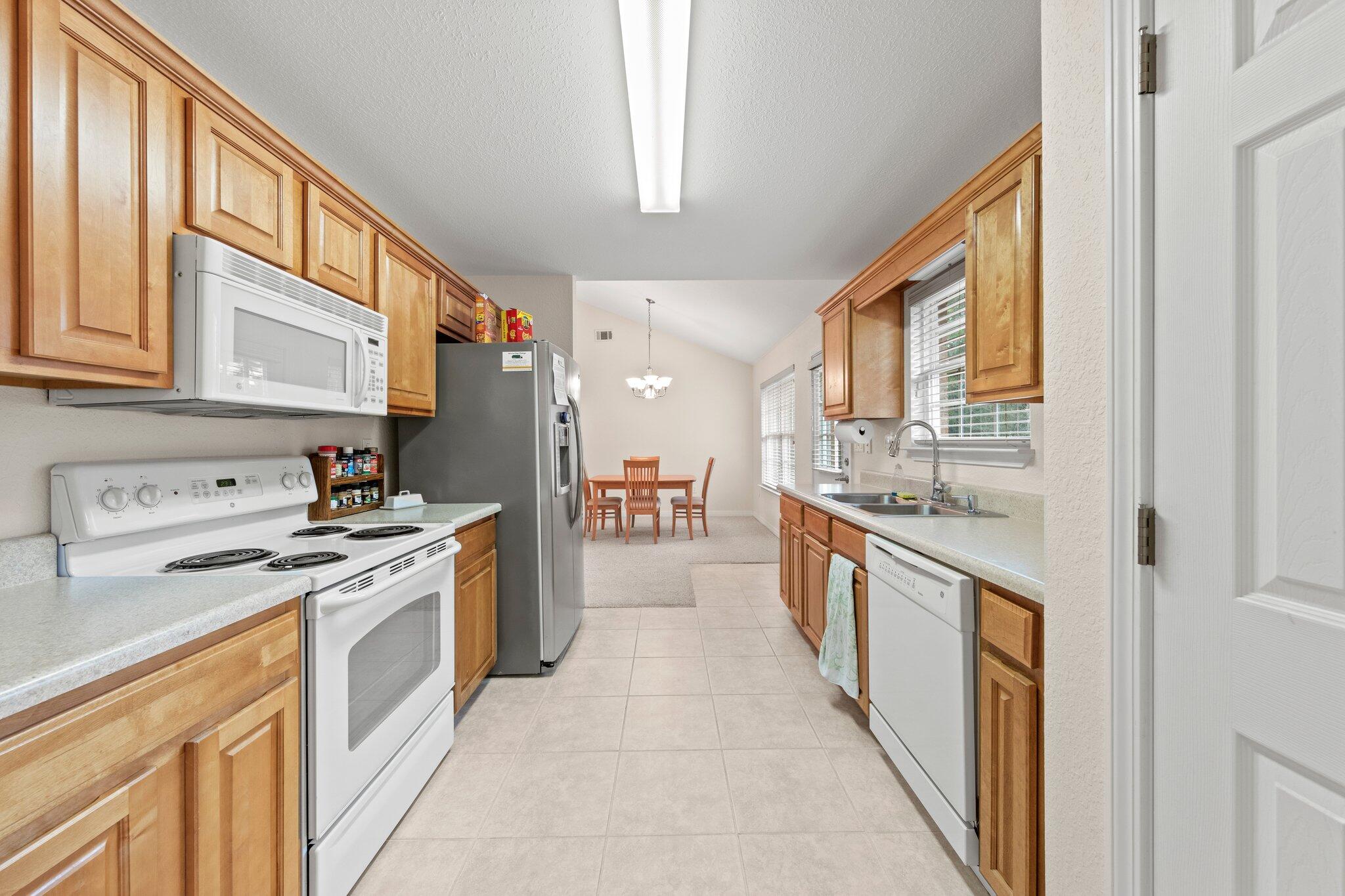 OAKWOOD HILLS UNIT 1 - Residential