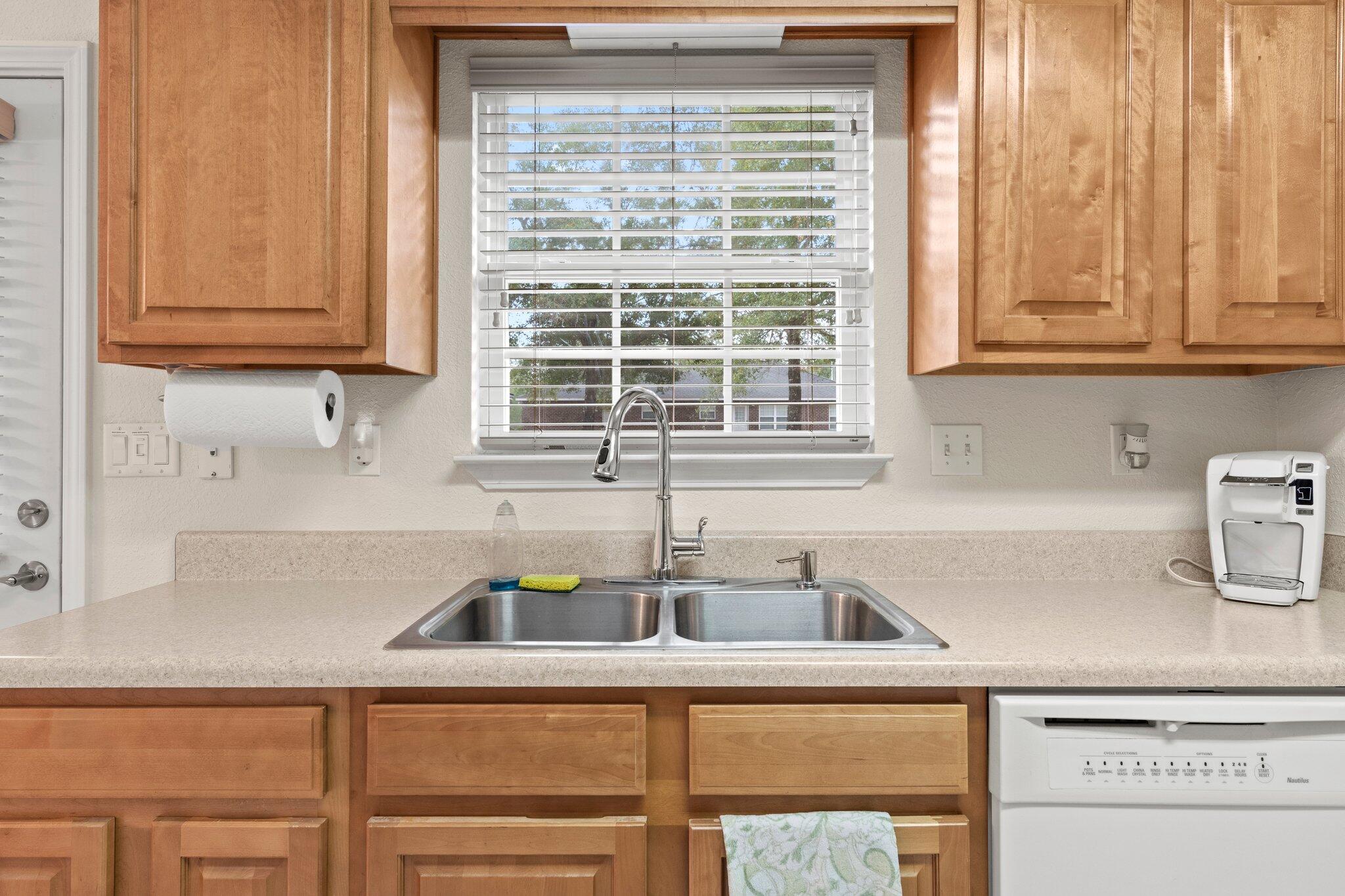 OAKWOOD HILLS UNIT 1 - Residential