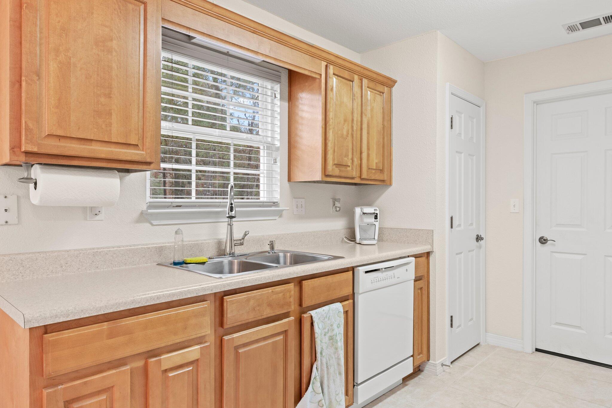 OAKWOOD HILLS UNIT 1 - Residential