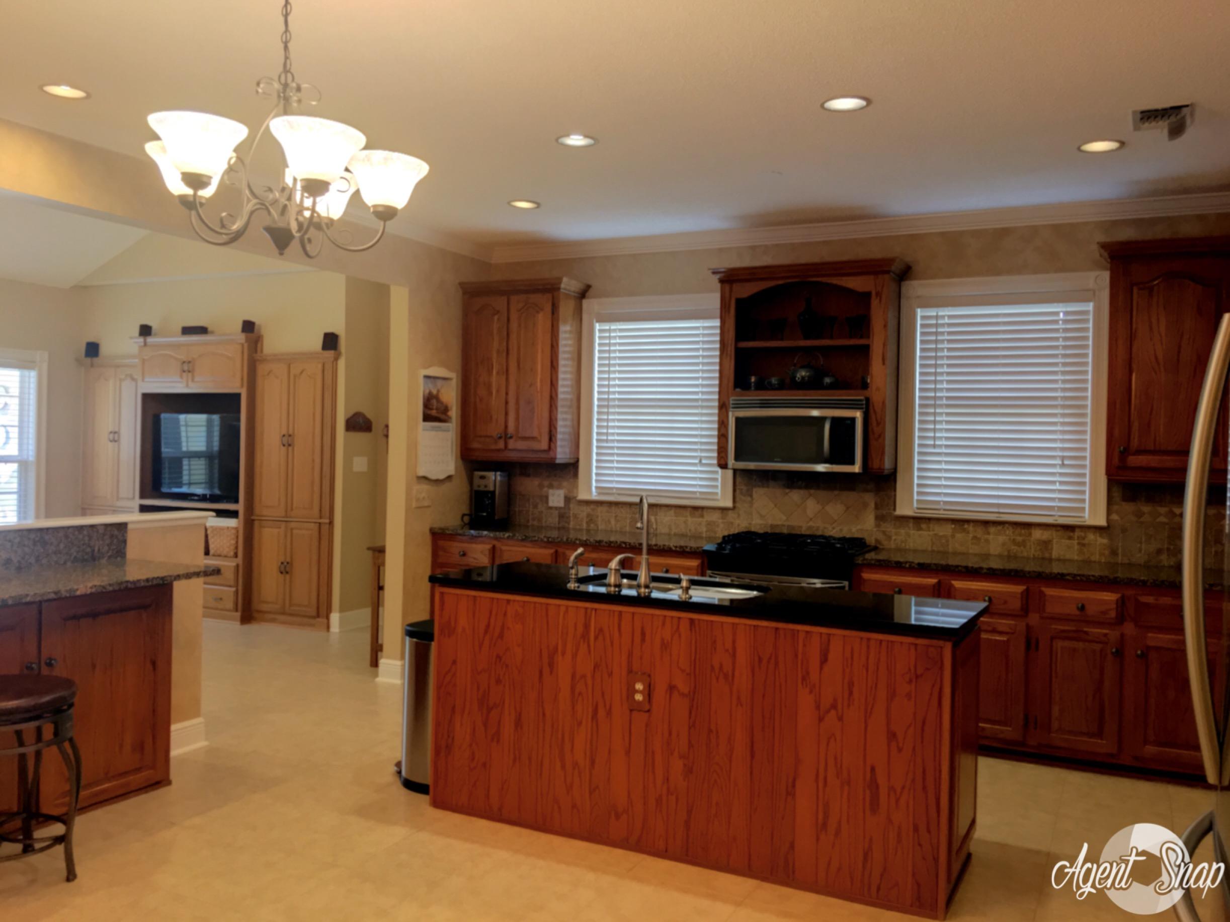 VILLAGE OF BOLTON AT BLUEWATER BAY - Residential