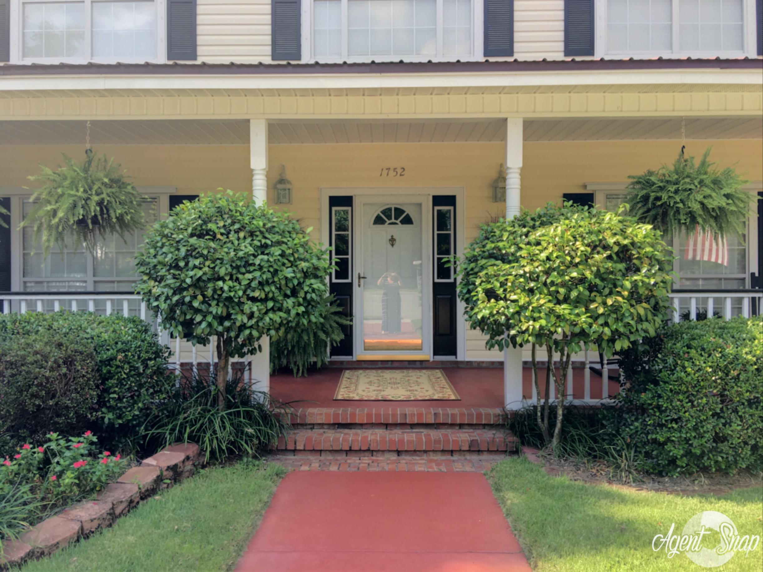 VILLAGE OF BOLTON AT BLUEWATER BAY - Residential