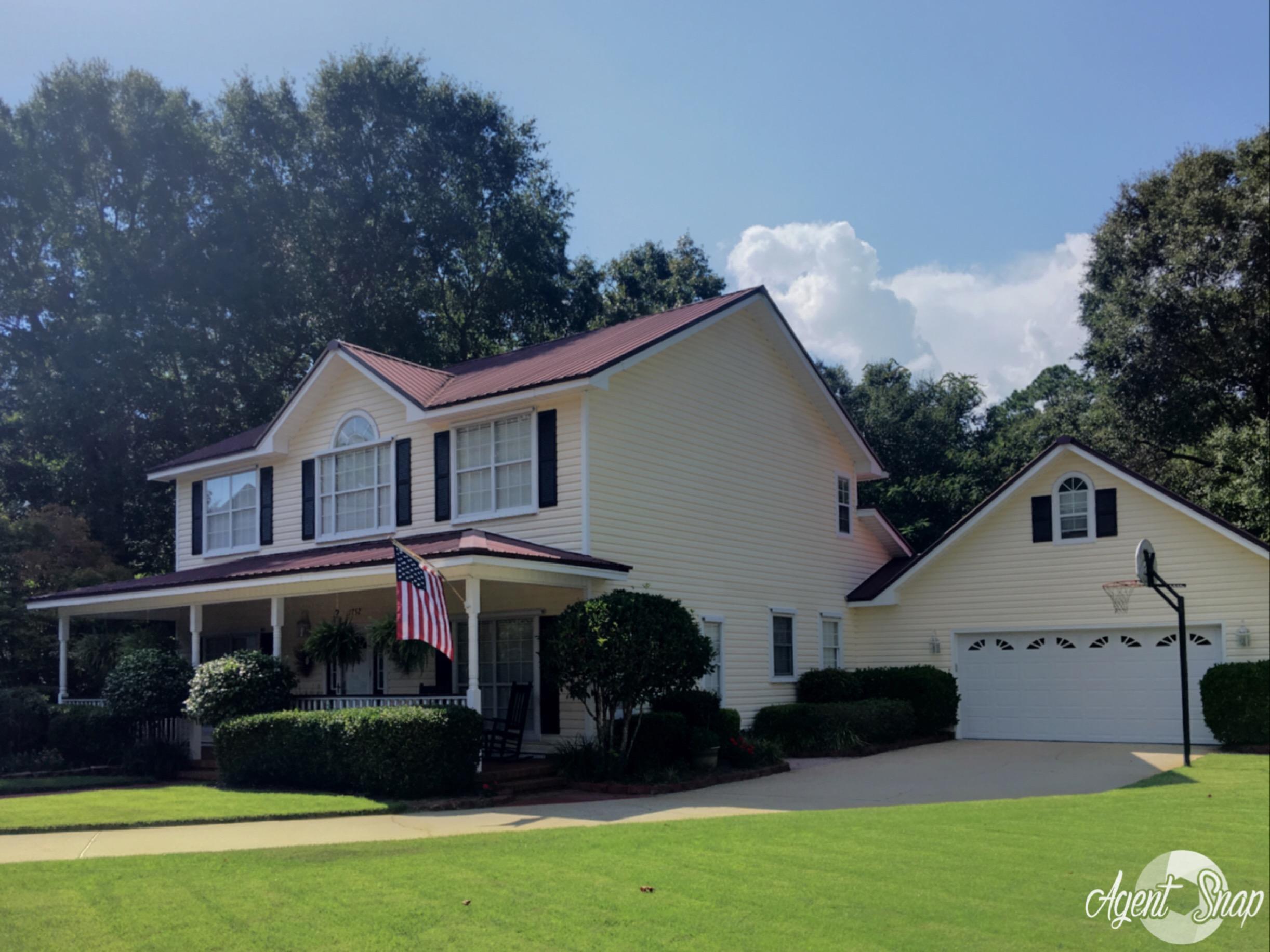 VILLAGE OF BOLTON AT BLUEWATER BAY - Residential