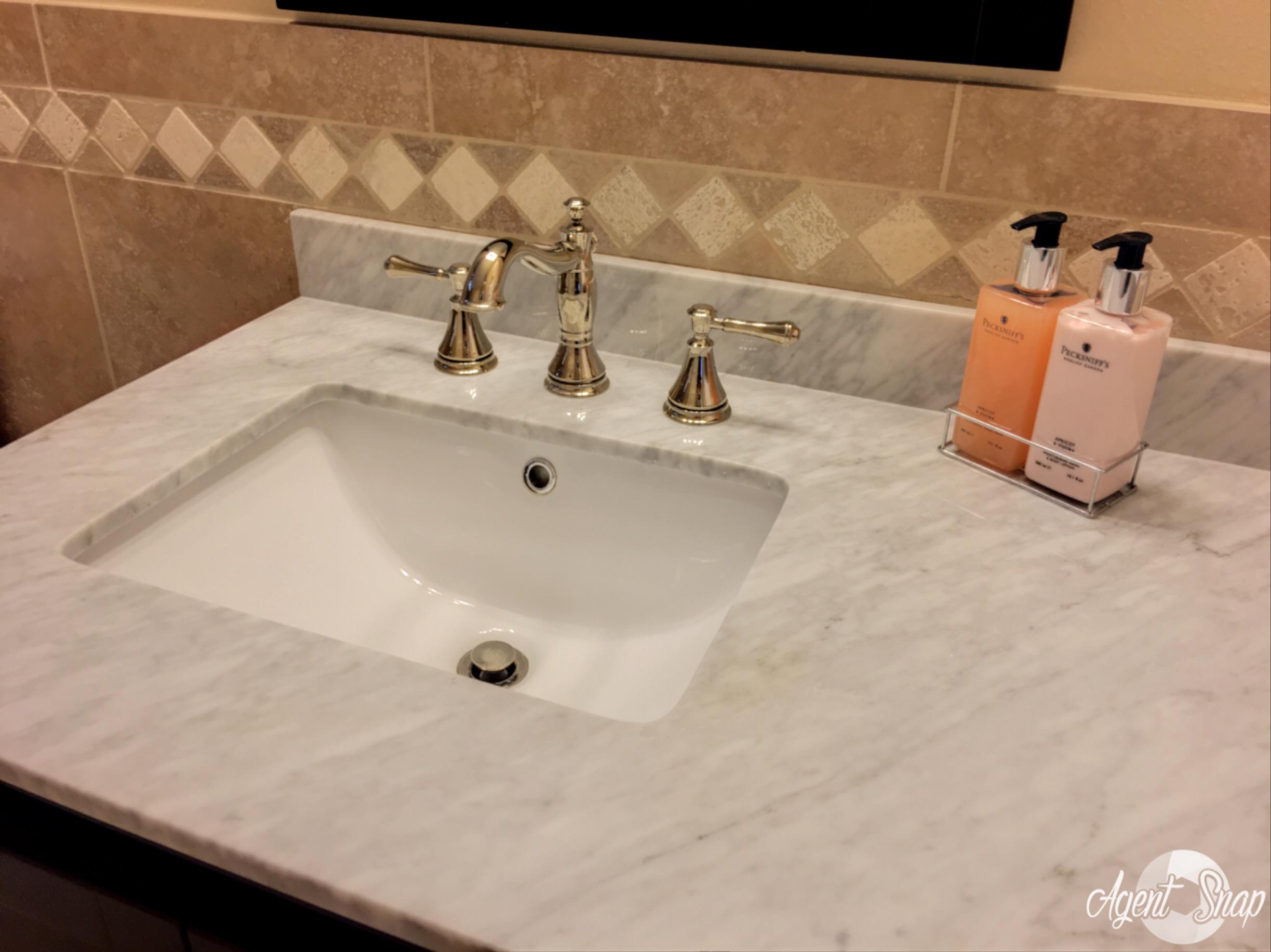 VILLAGE OF BOLTON AT BLUEWATER BAY - Residential