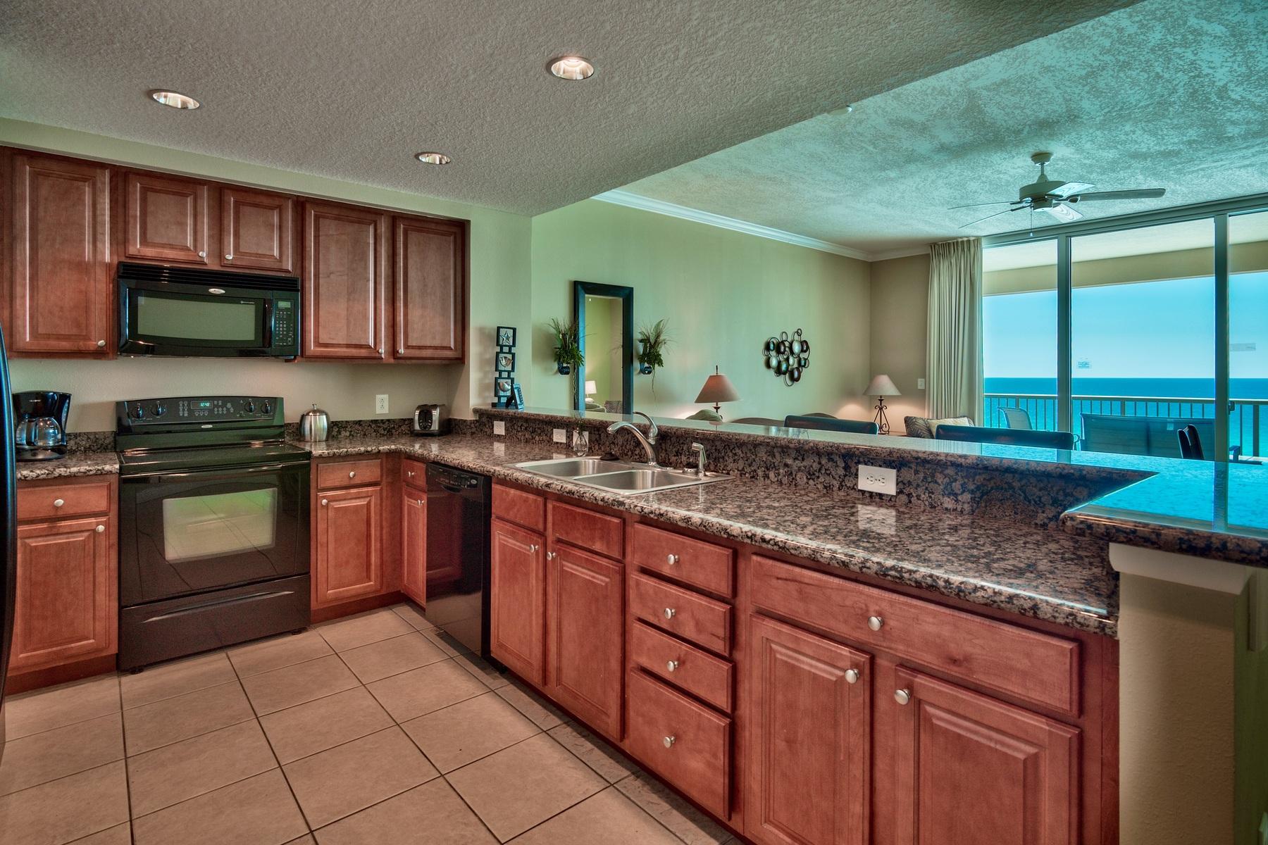 PALAZZO CONDOMINIUM - Residential