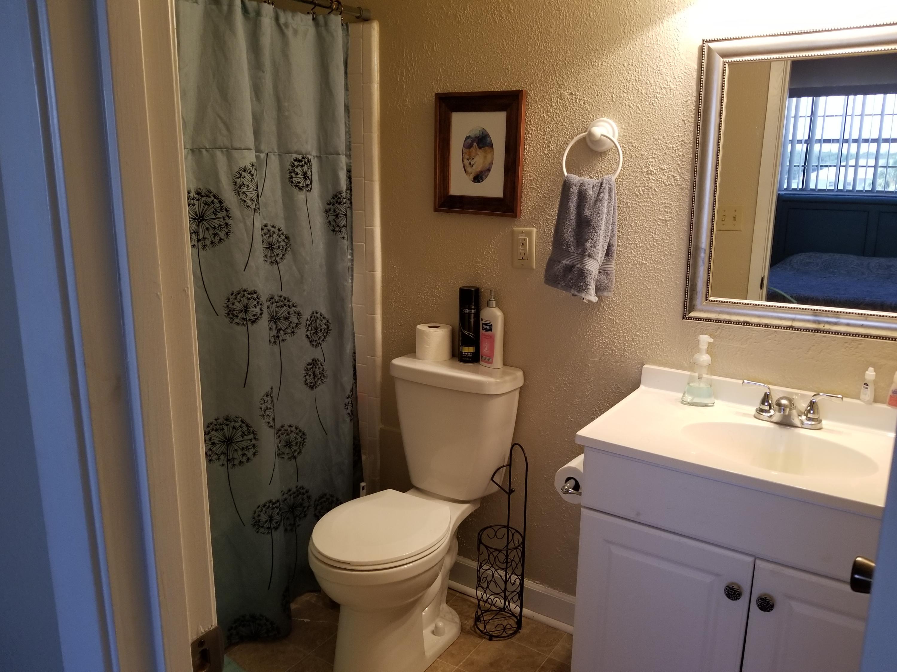 ISLANDWOOD CONDO - Residential