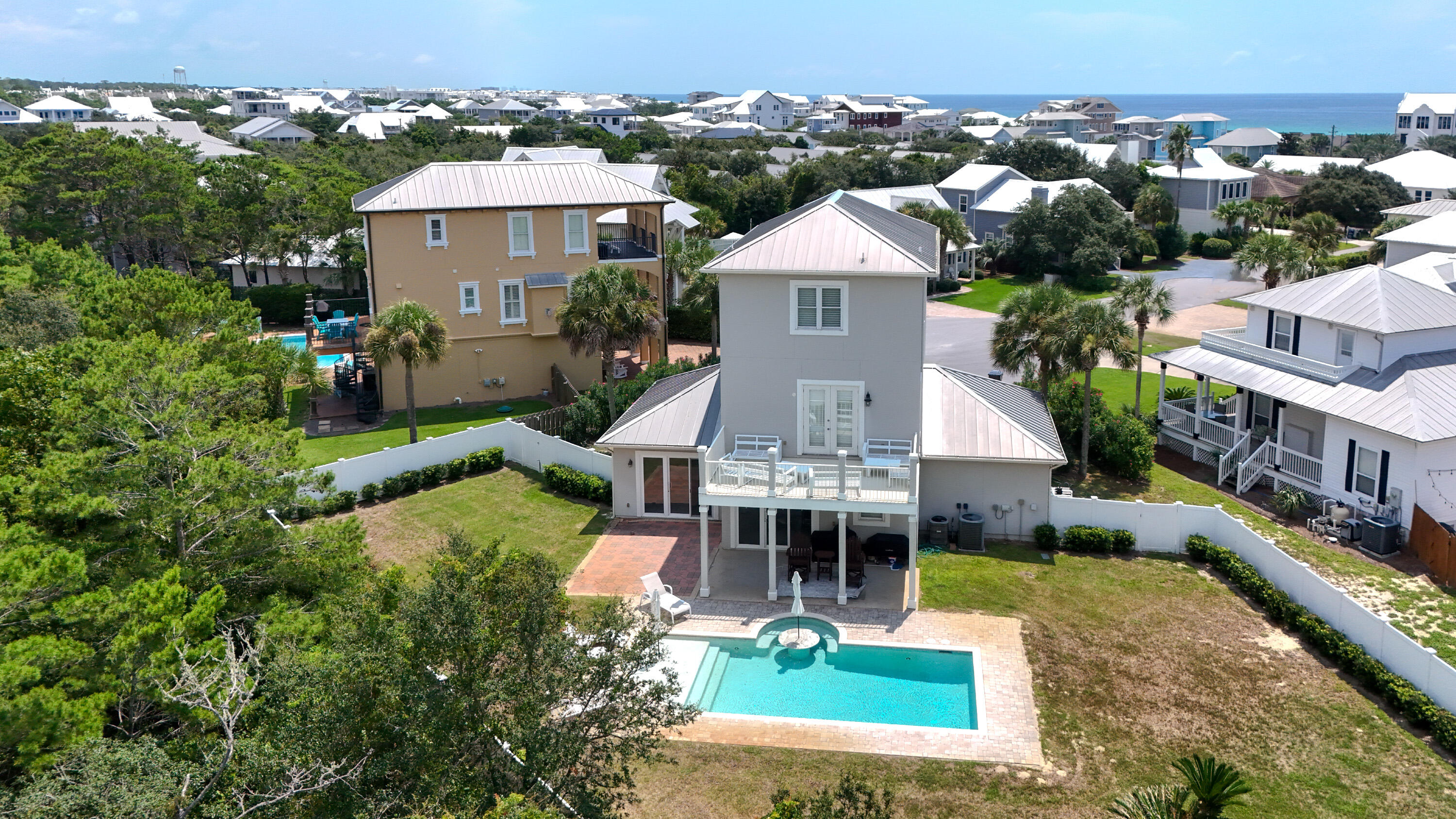 GULFSIDE ESTATES PHASE I & II - Residential