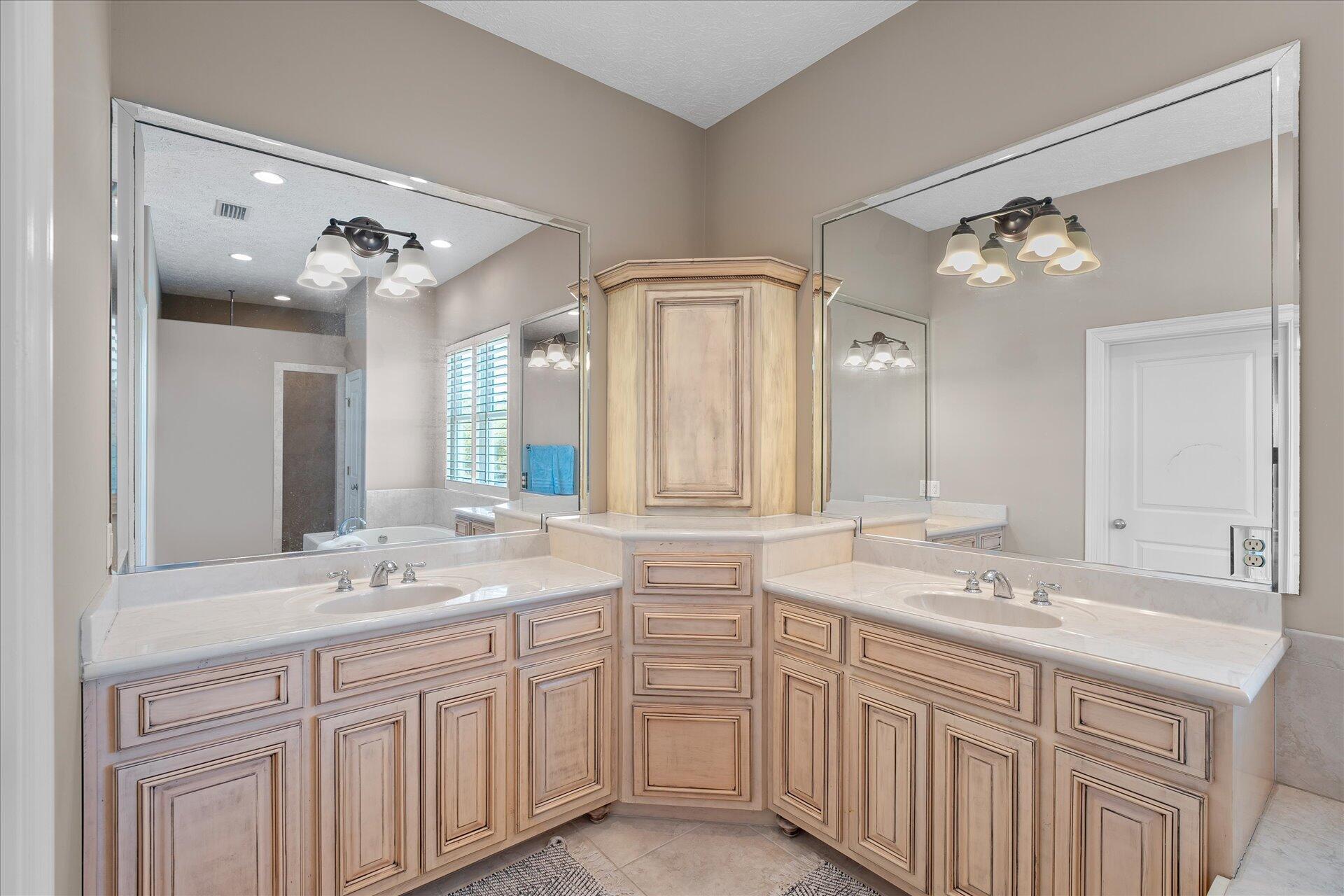 GULFSIDE ESTATES PHASE I & II - Residential