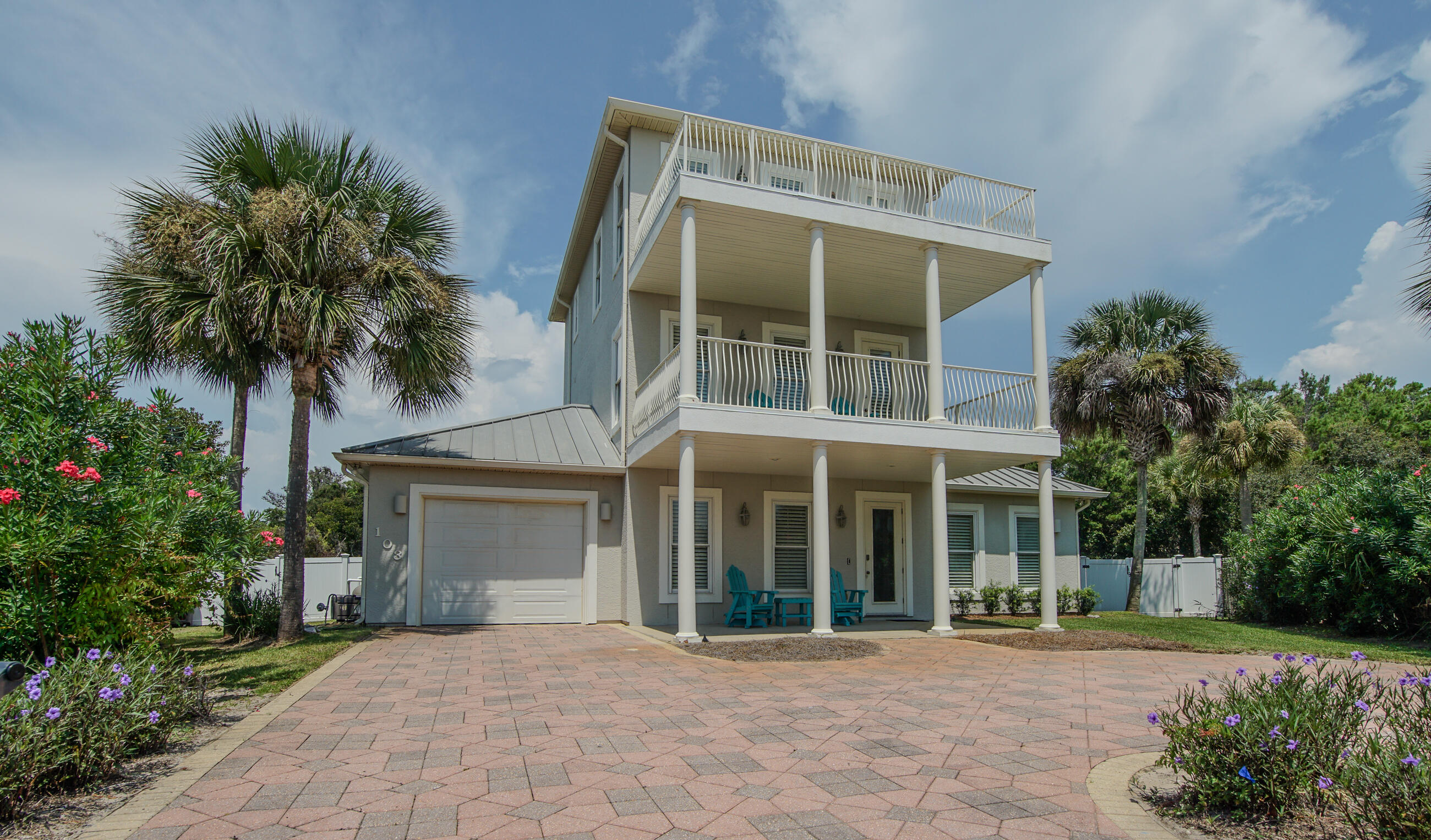 GULFSIDE ESTATES PHASE I & II - Residential