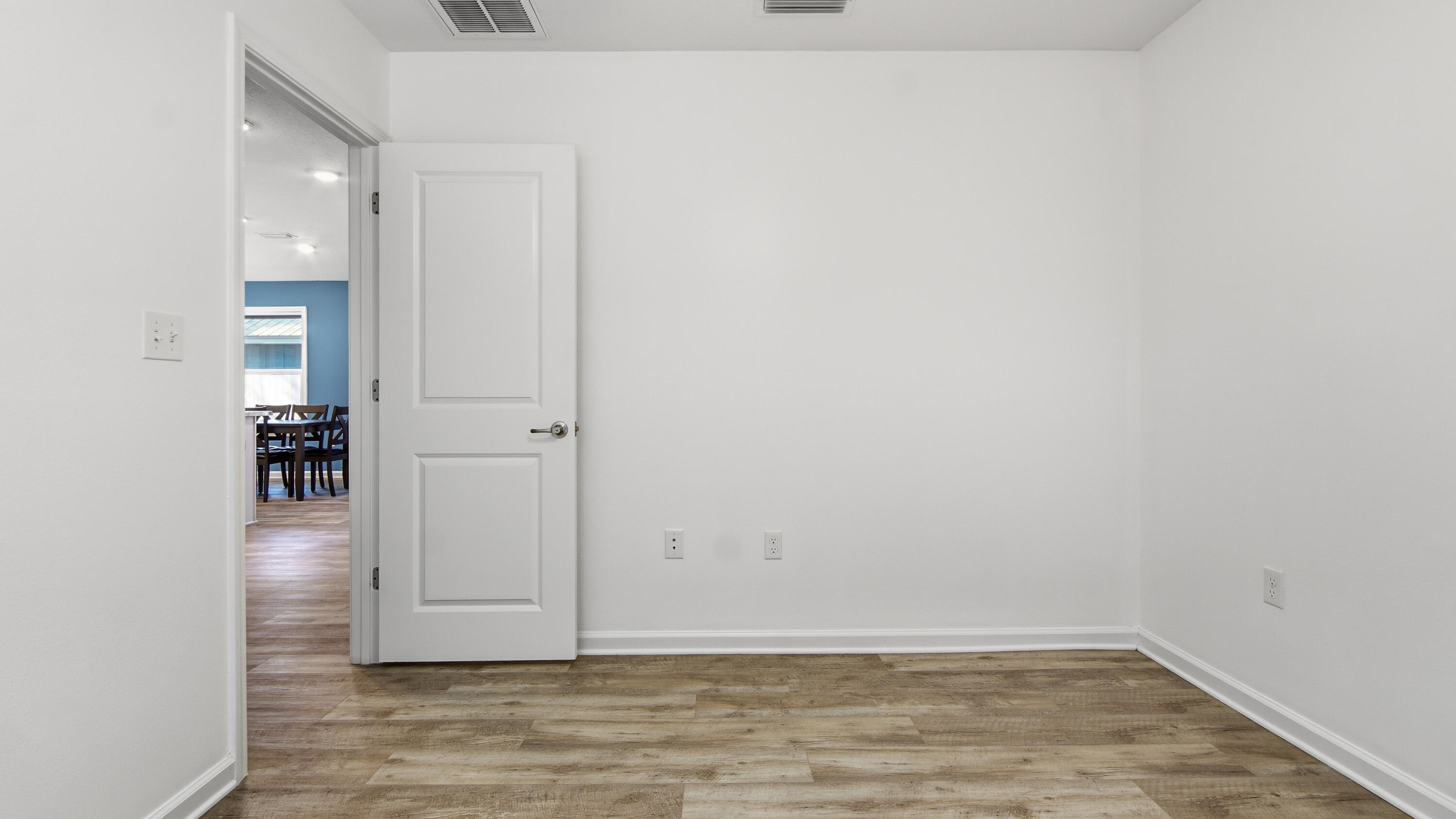 IMPERIAL LAKES UNIT II - Residential Lease